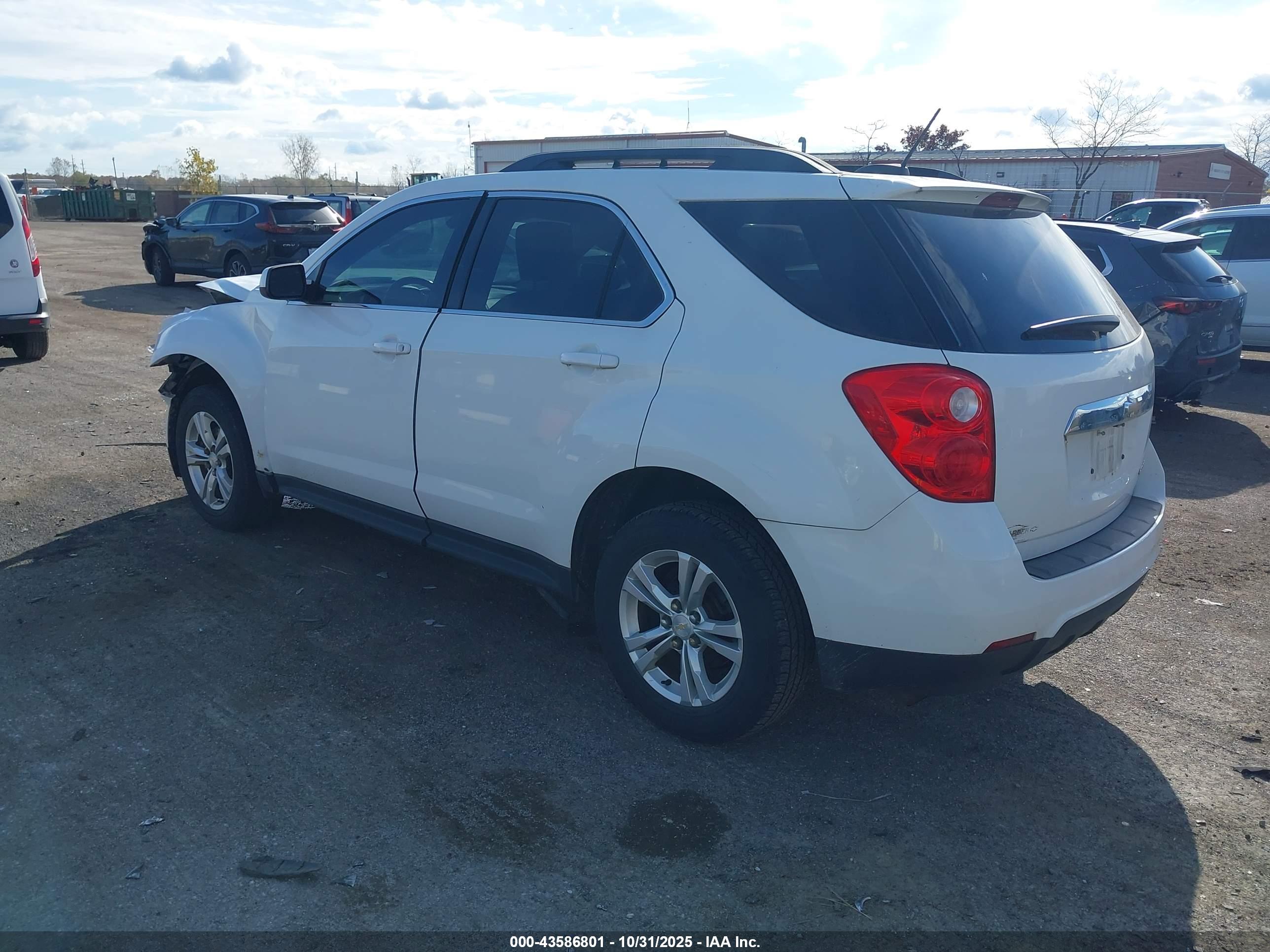 CHEVROLET EQUINOX image 3