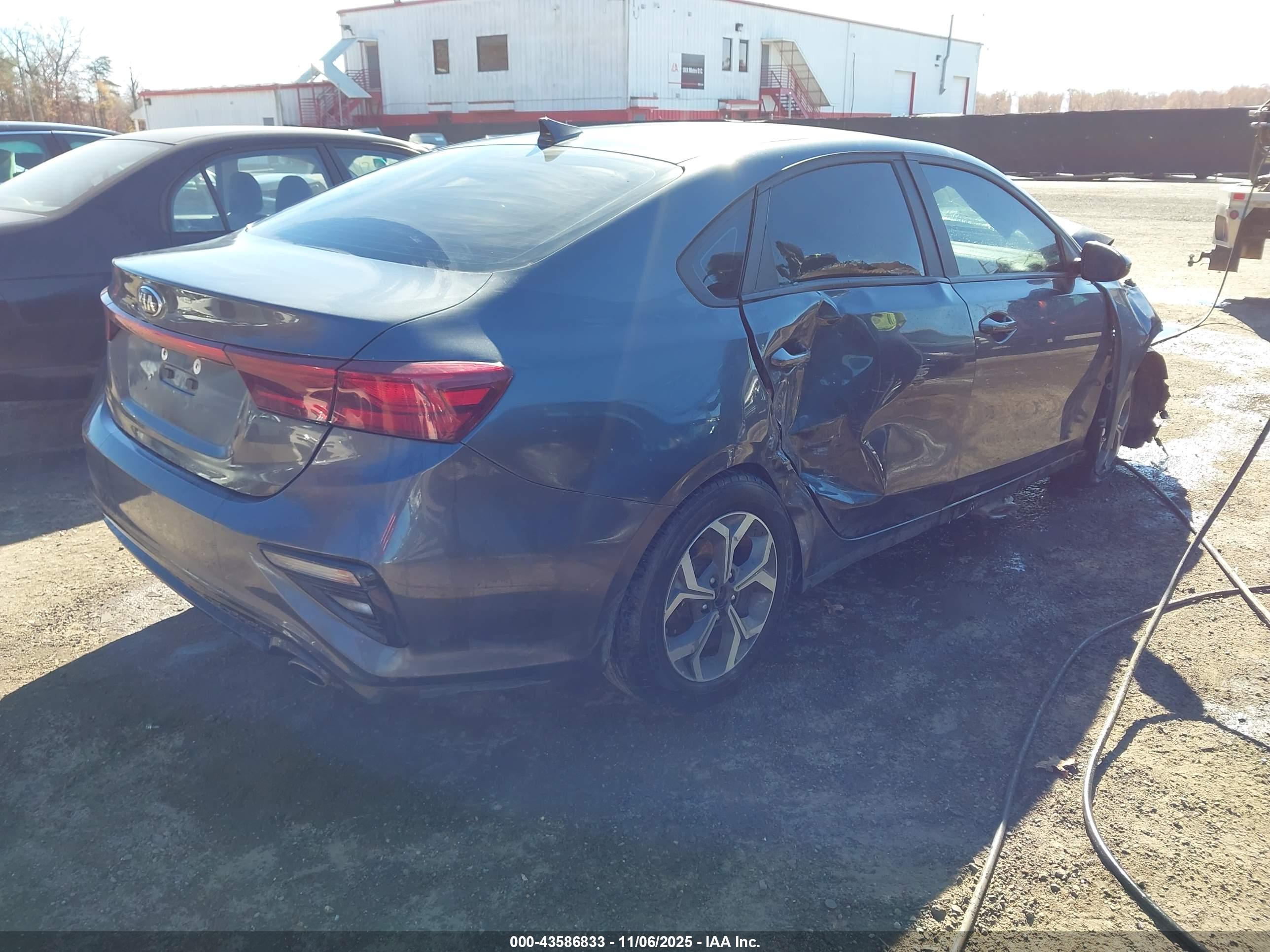 KIA FORTE image 4
