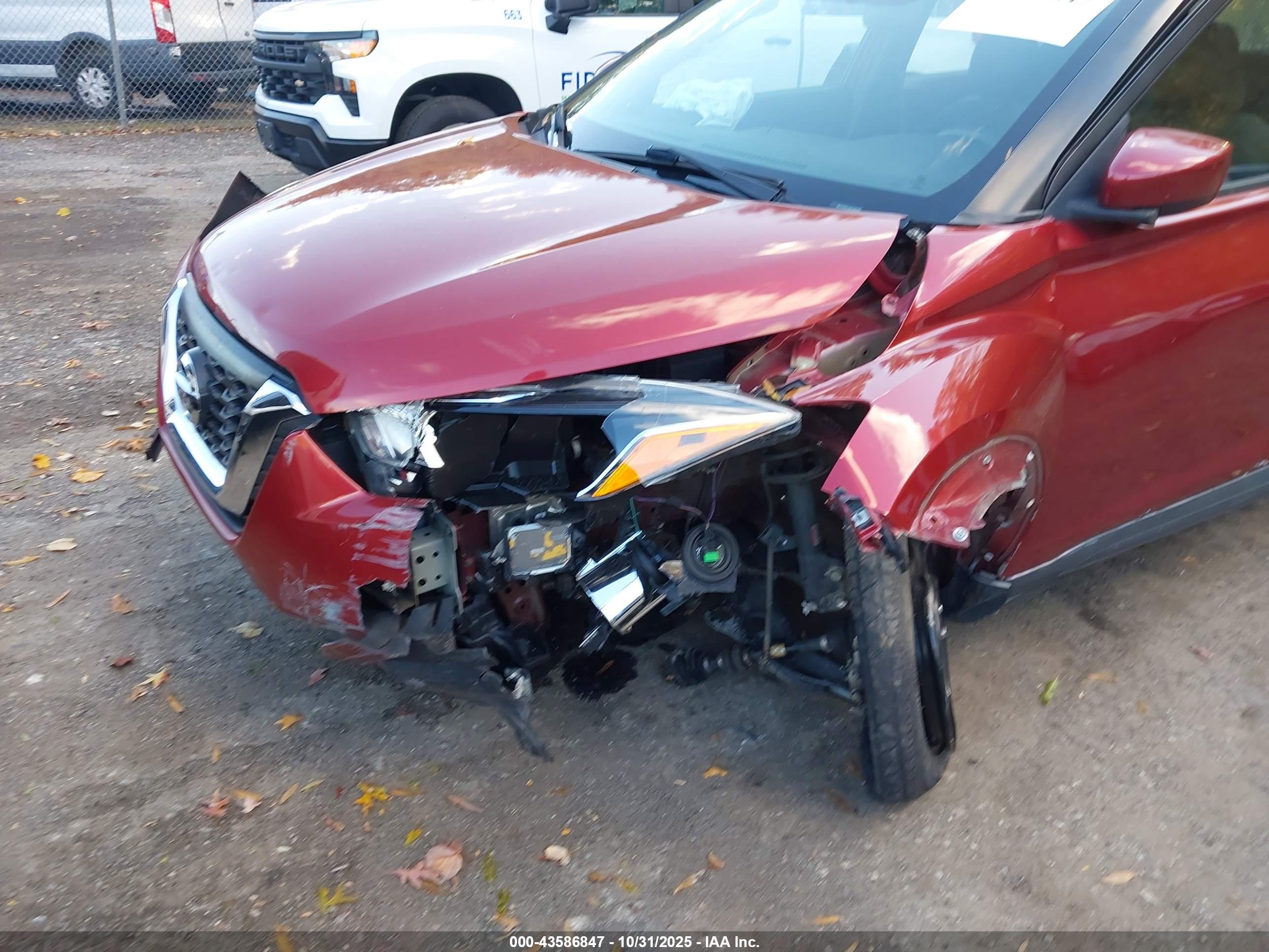 NISSAN KICKS image 6