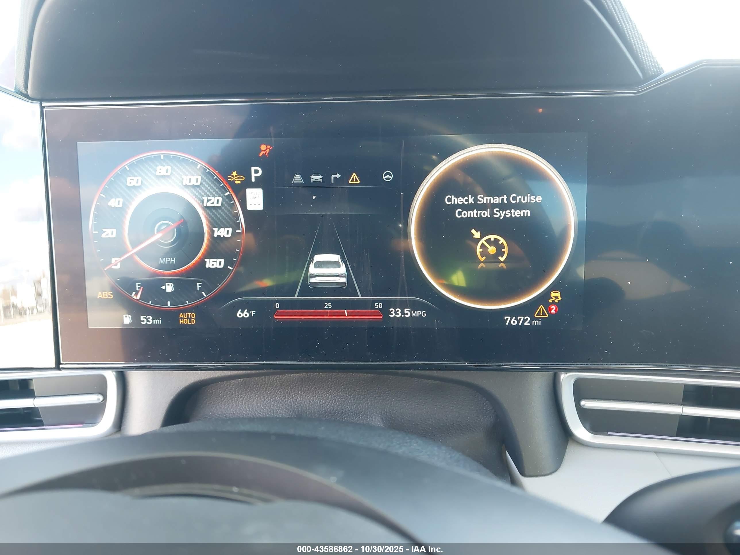 HYUNDAI ELANTRA image 7