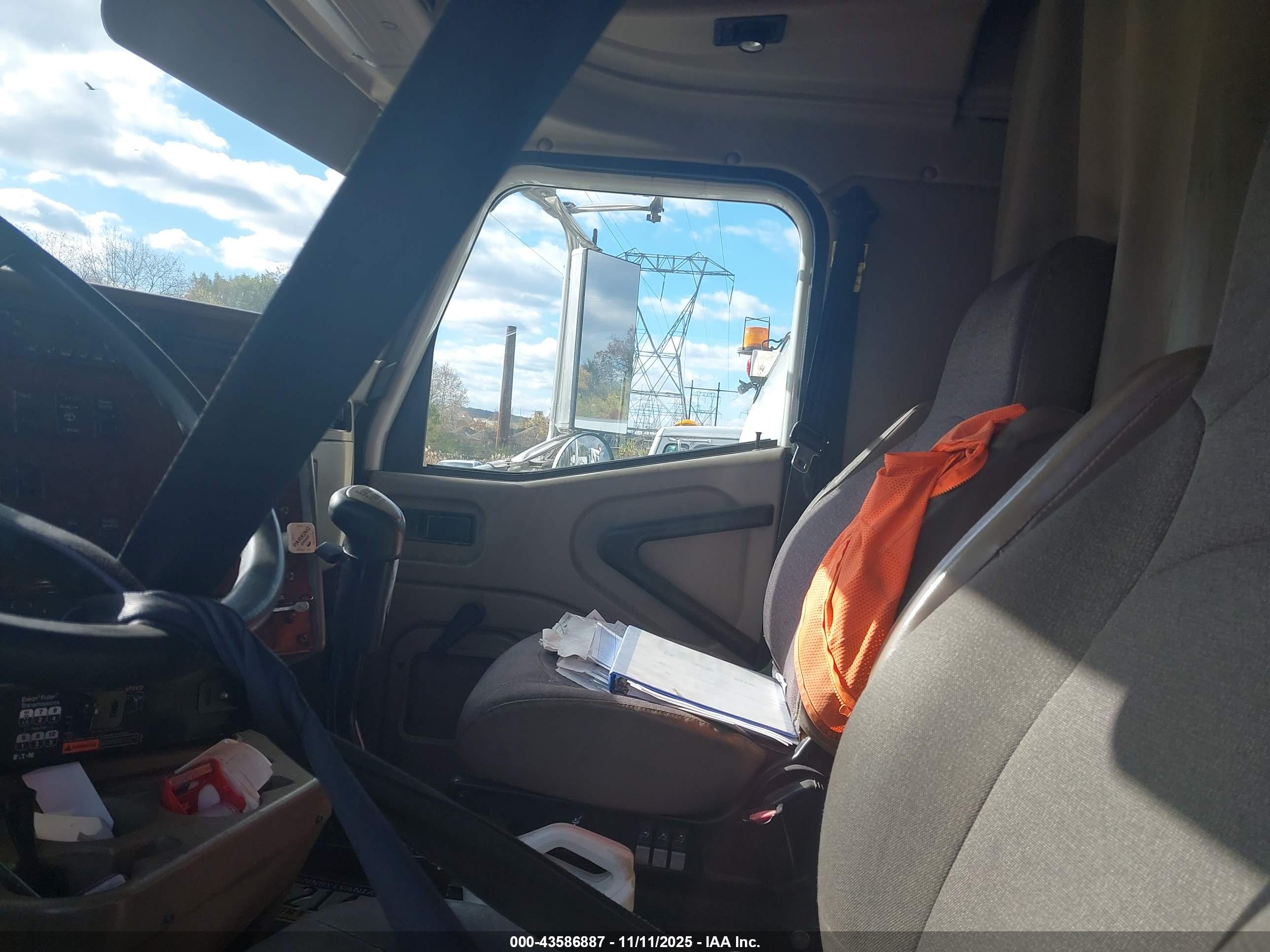 INTERNATIONAL 9200 image 8