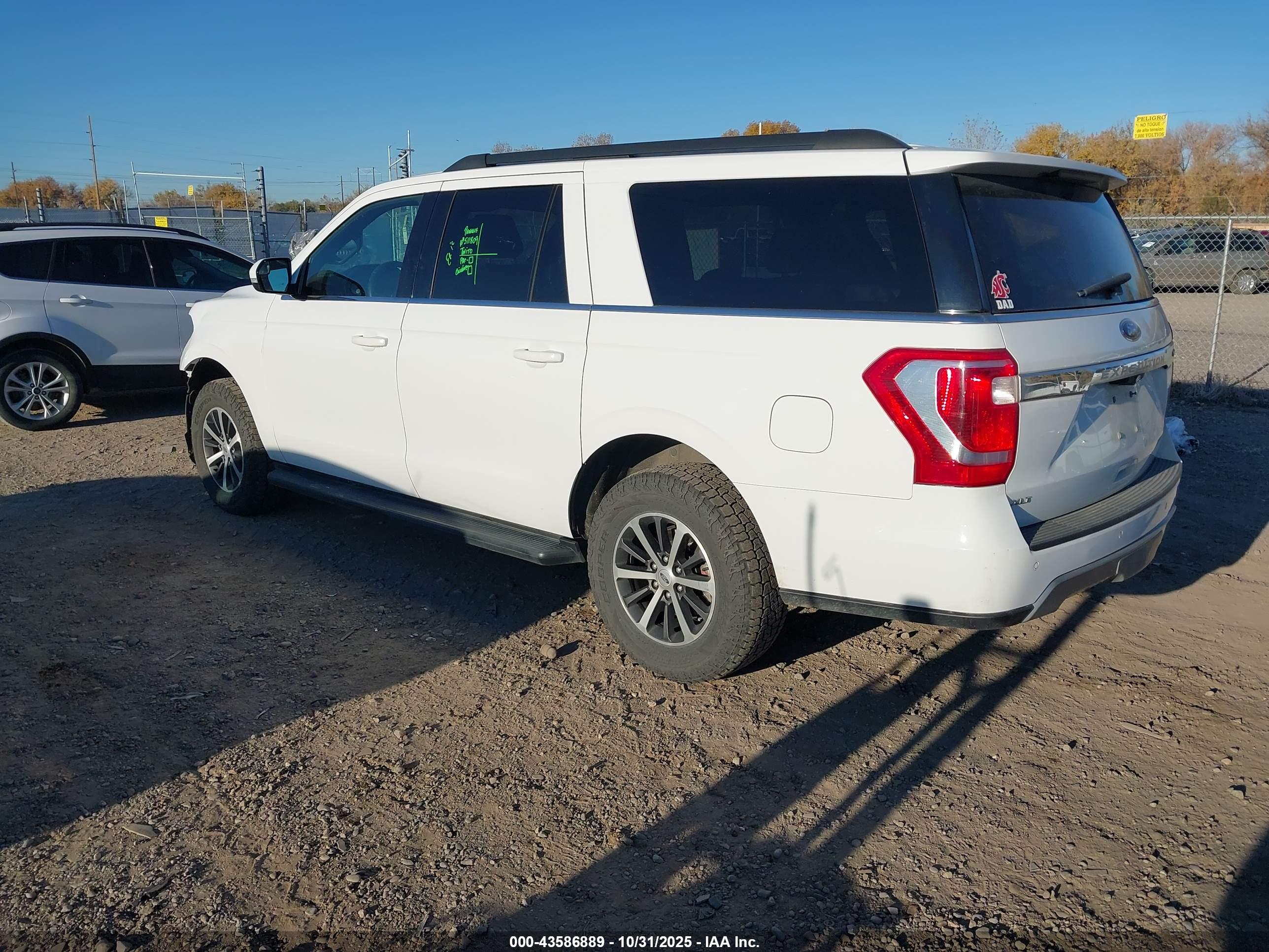 FORD EXPEDITION image 3