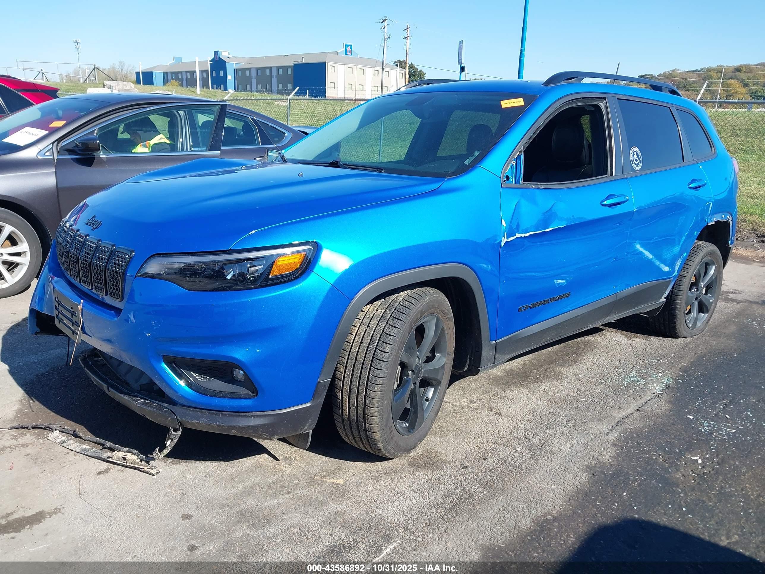 JEEP CHEROKEE image 2