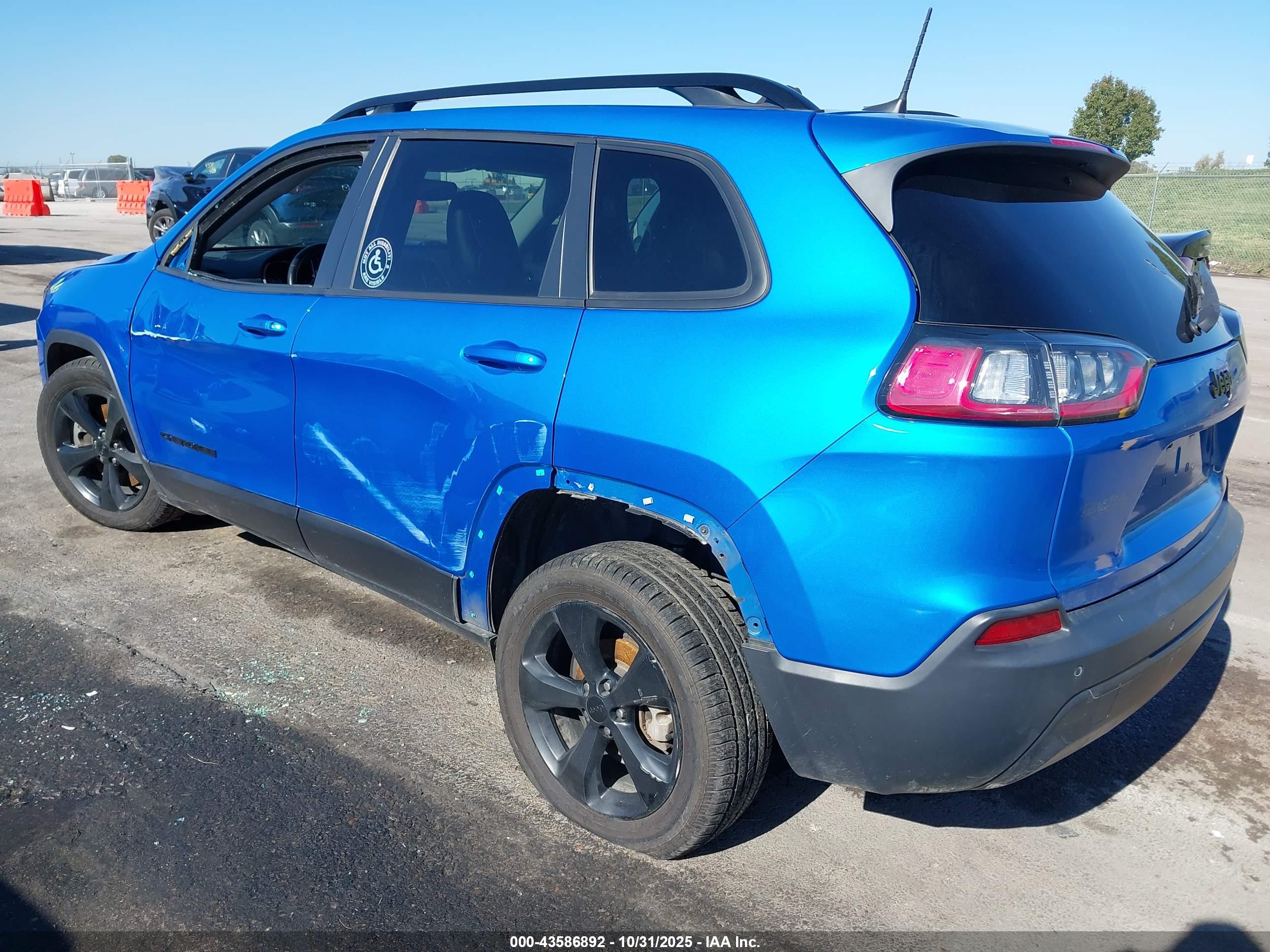 JEEP CHEROKEE image 3