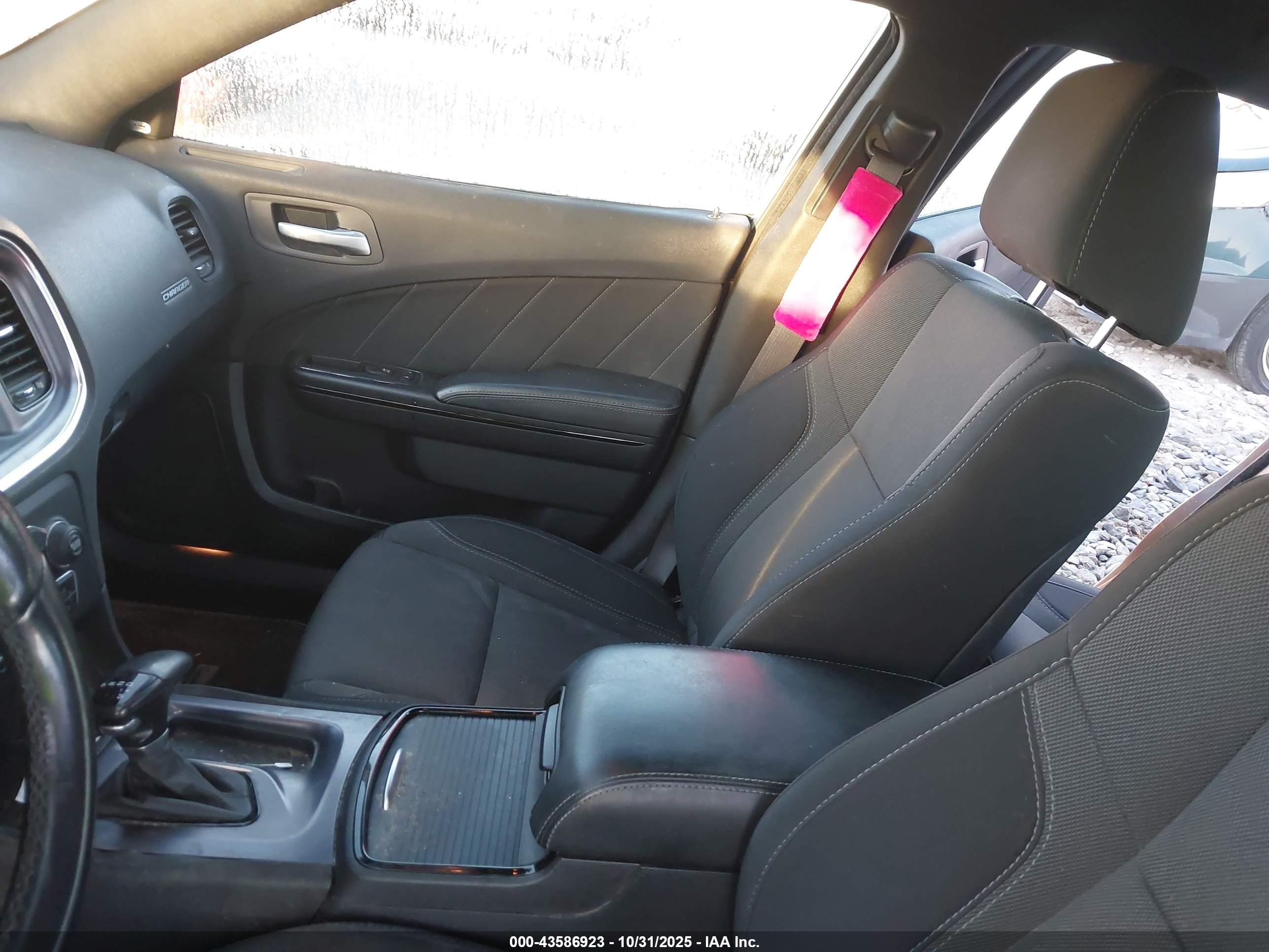 DODGE CHARGER image 5