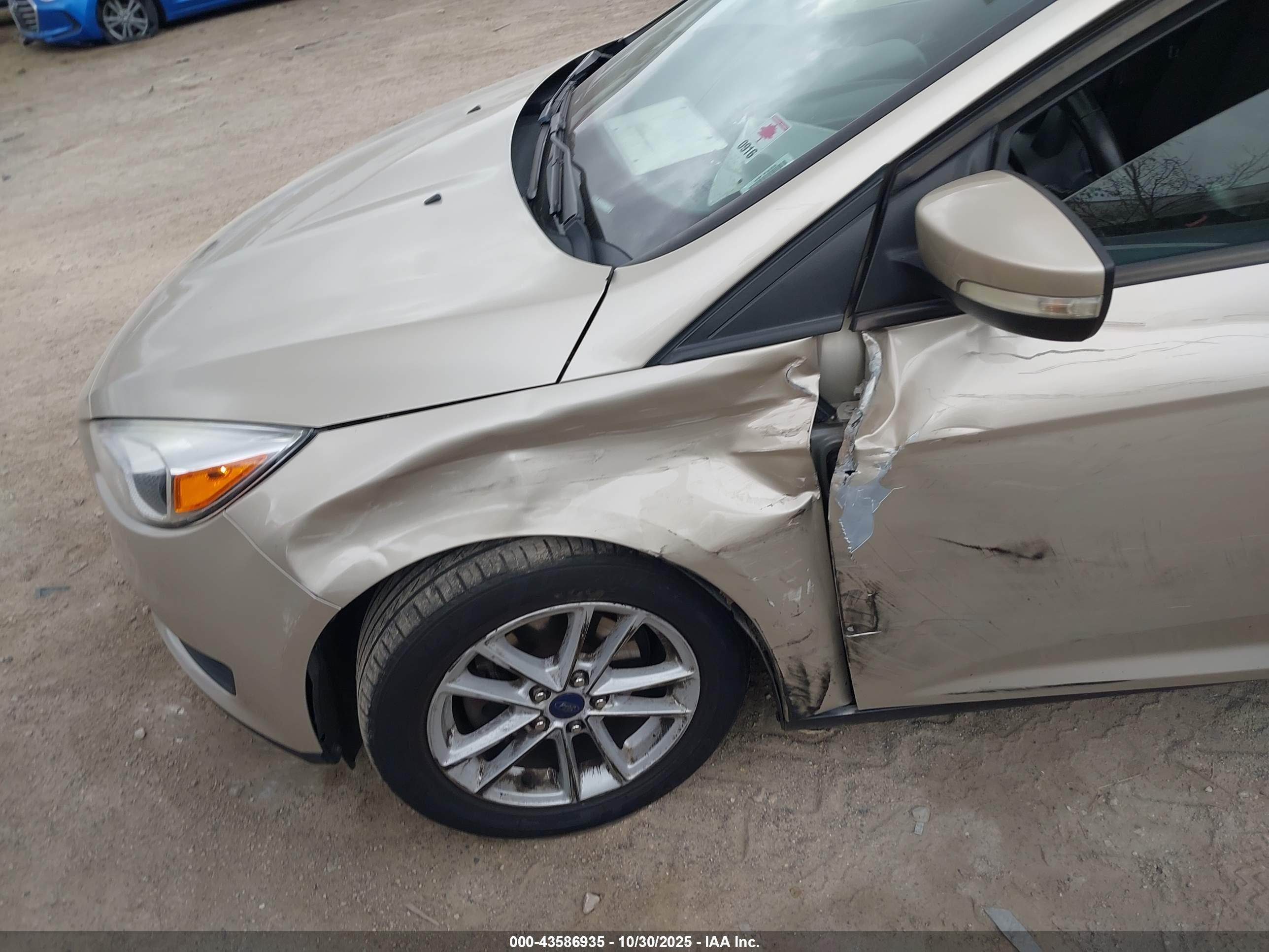 FORD FOCUS image 6