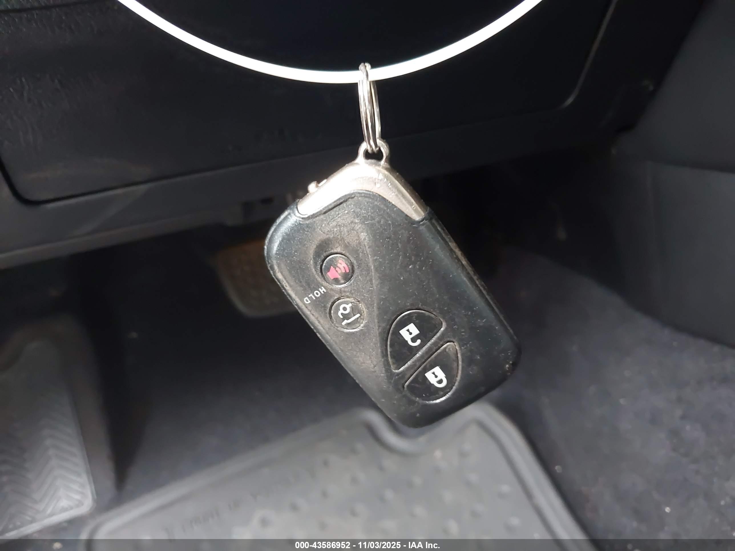 LEXUS GX image 11