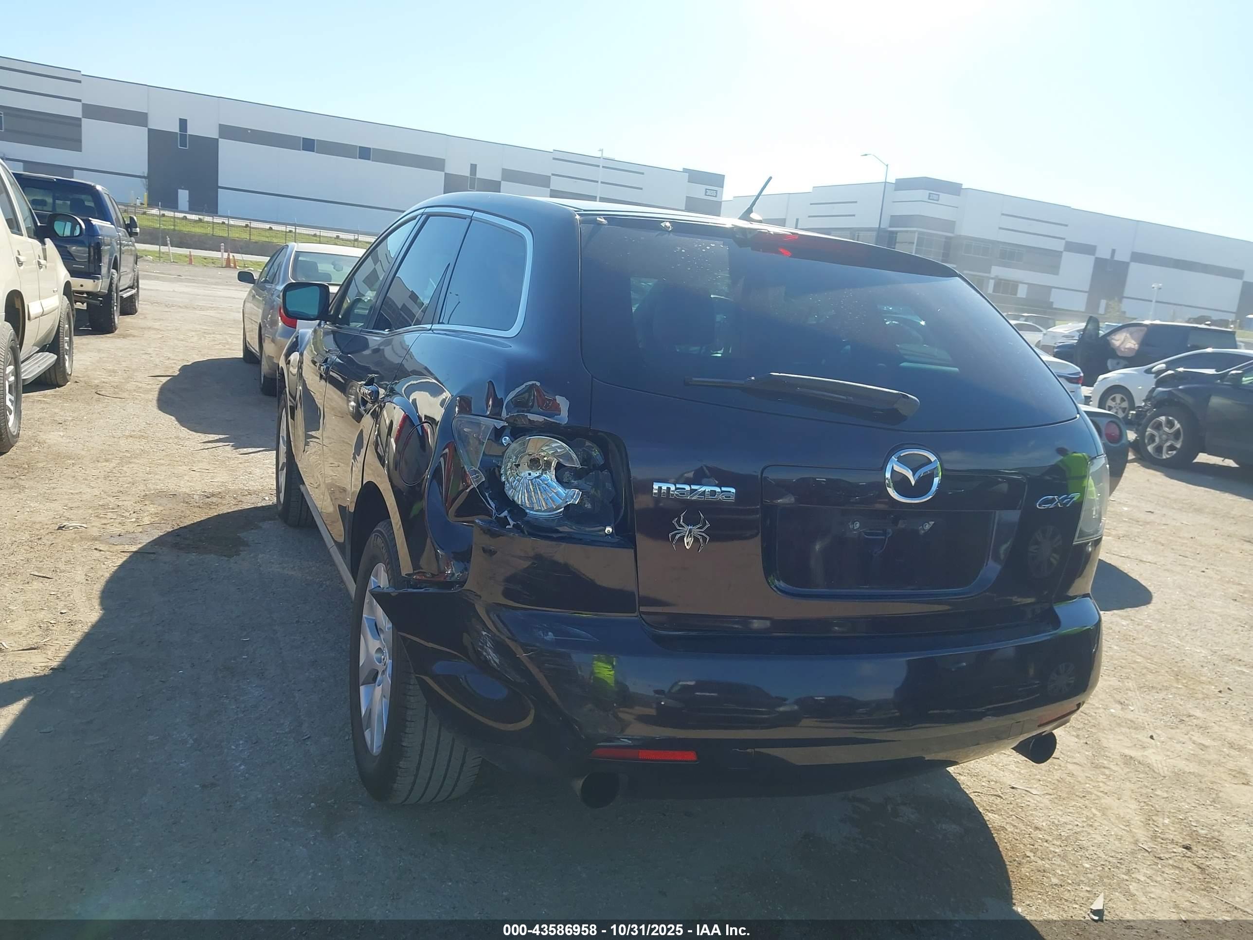 MAZDA CX-7 image 3