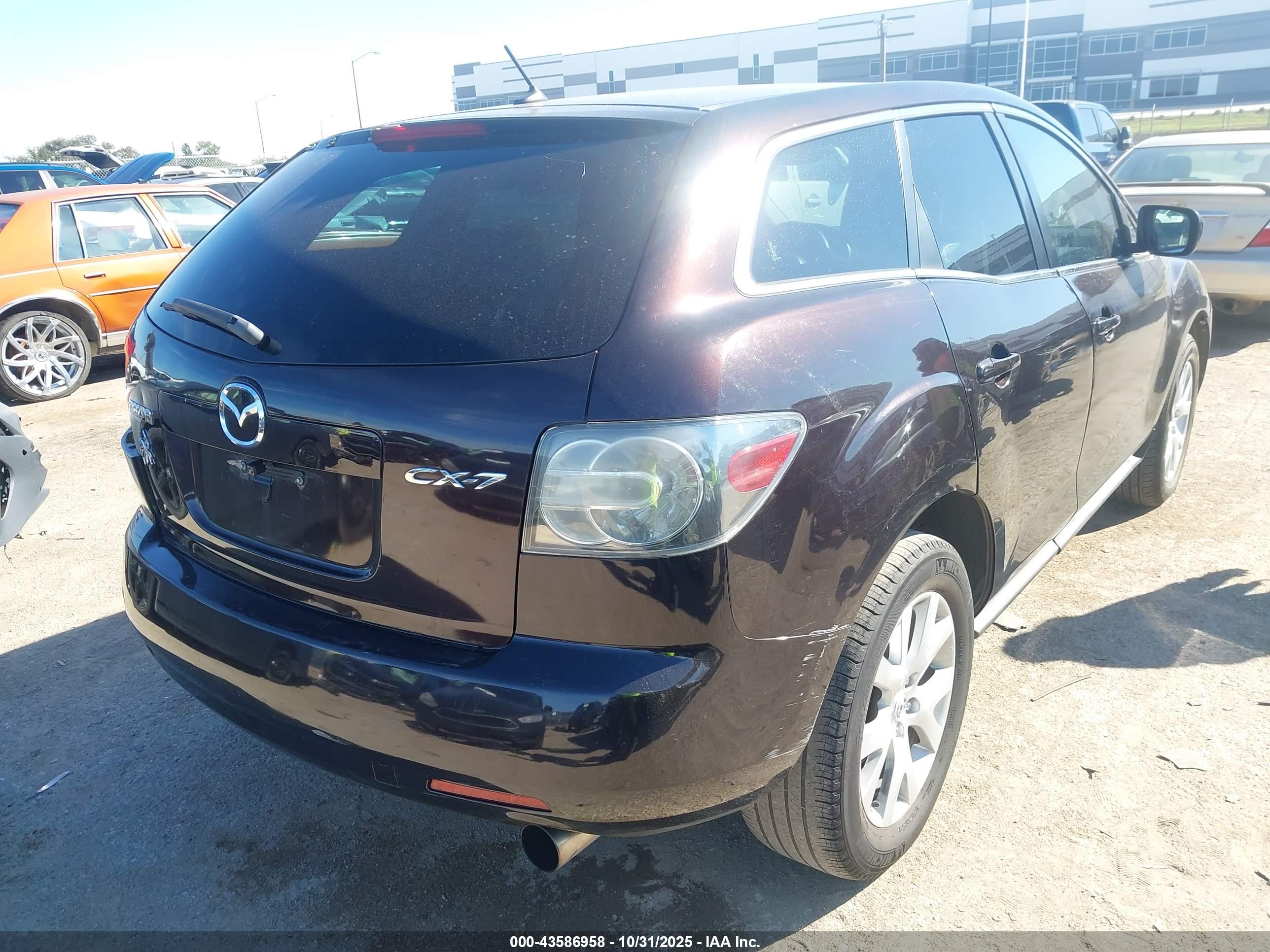 MAZDA CX-7 image 4
