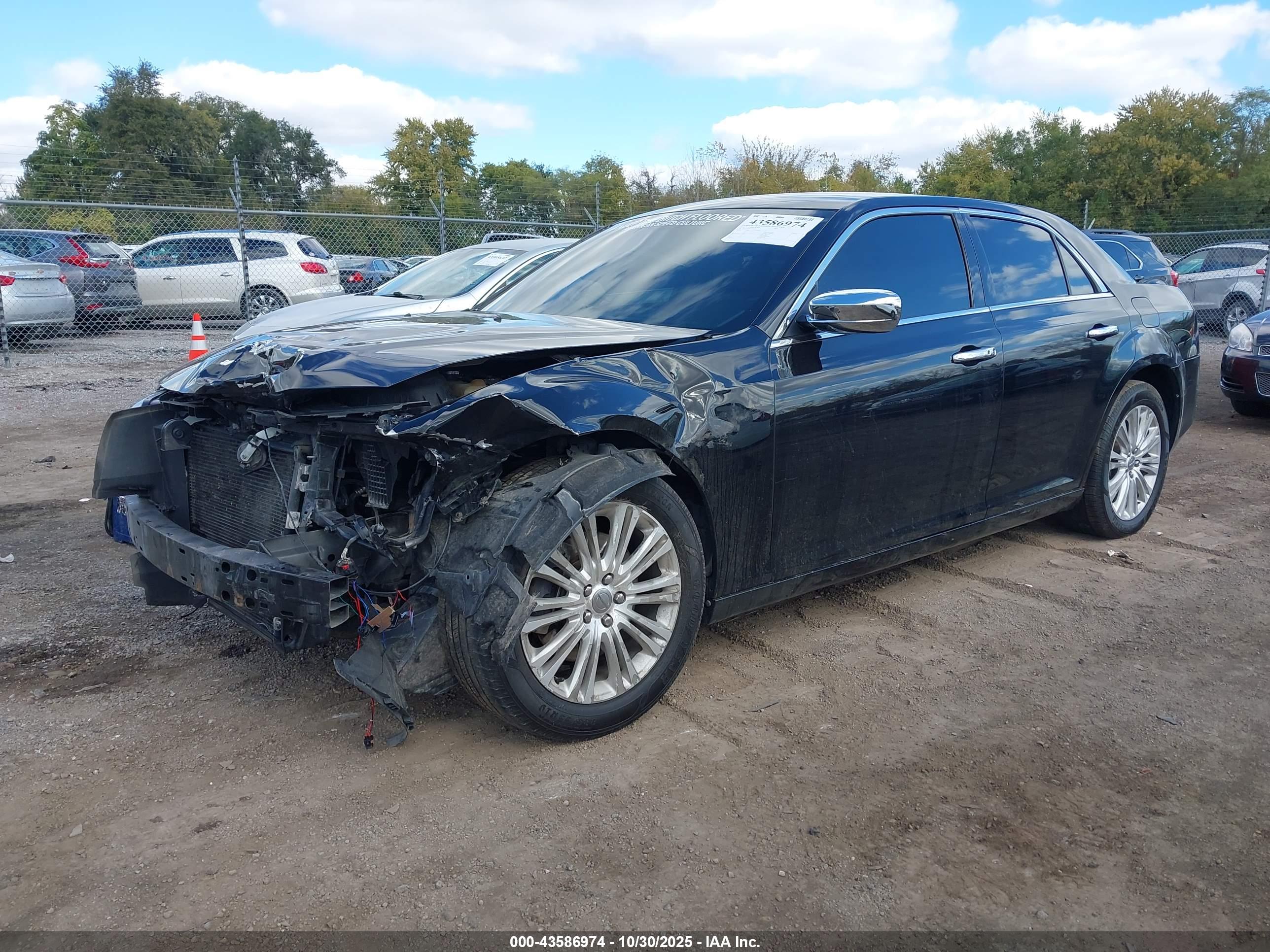 CHRYSLER 300 image 2