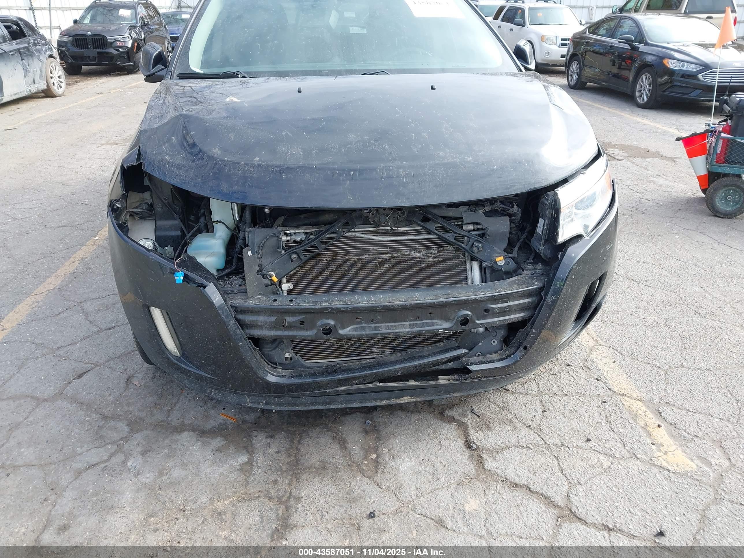 FORD EDGE image 6