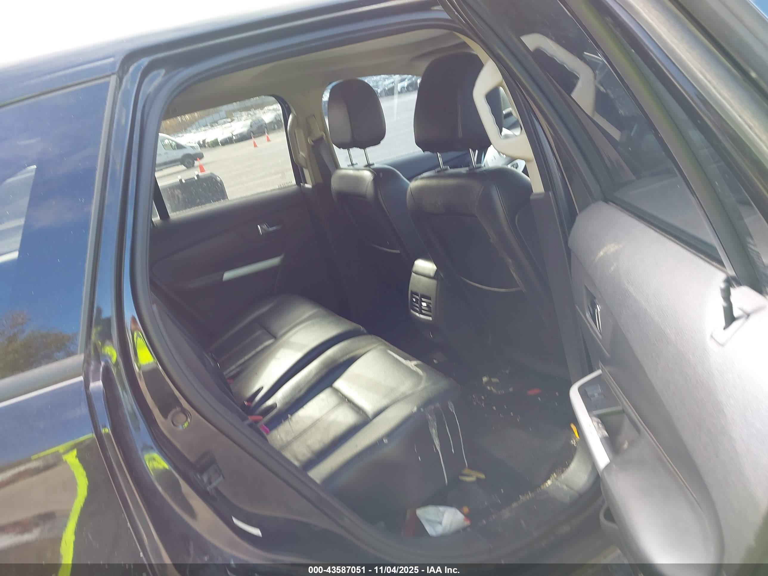 FORD EDGE image 8
