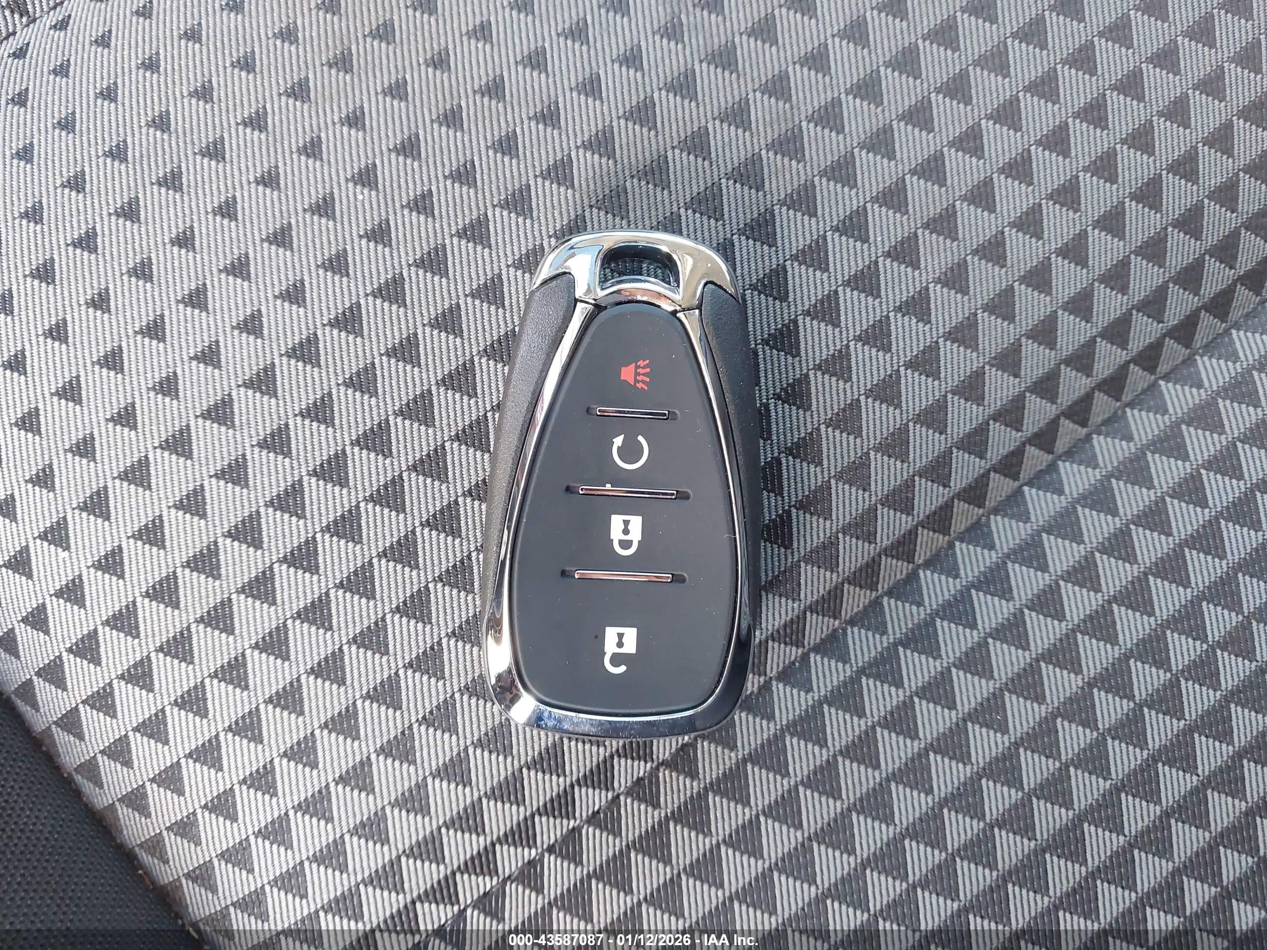 CHEVROLET TRAX image 11