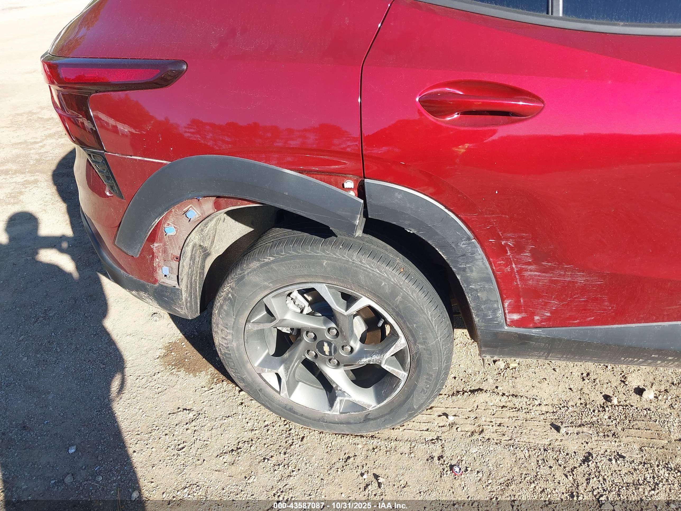 CHEVROLET TRAX image 6