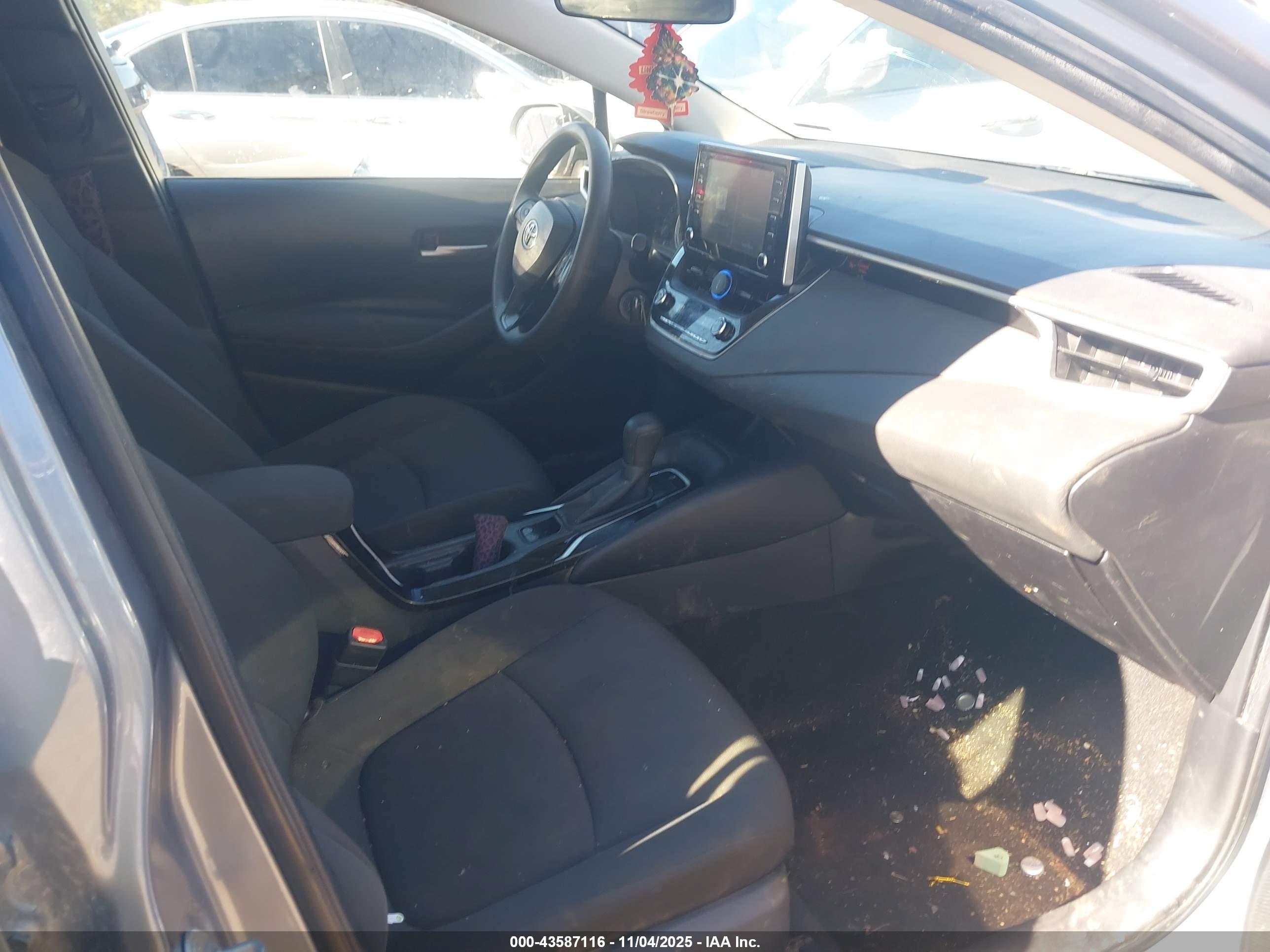 TOYOTA COROLLA image 5