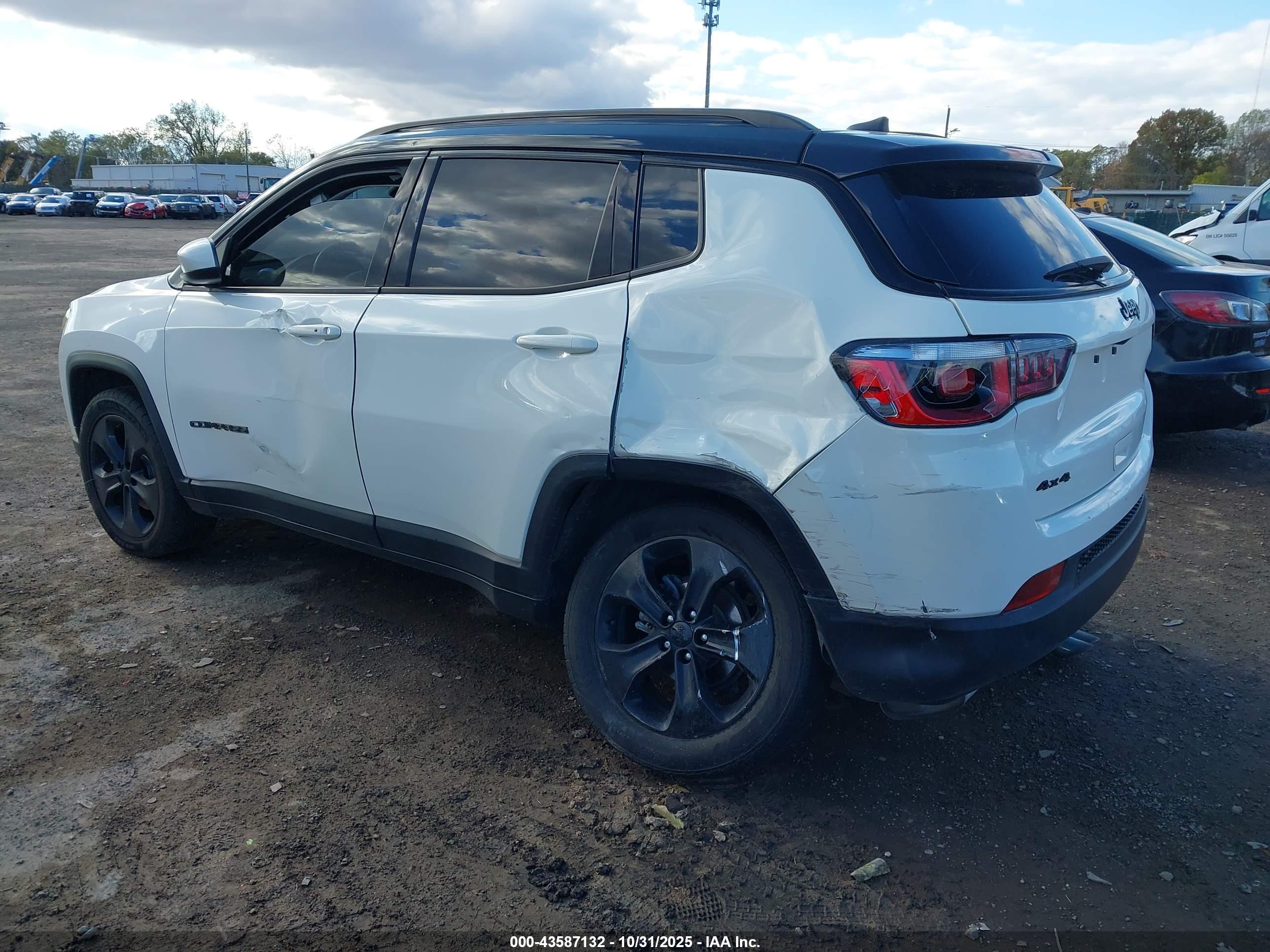 JEEP COMPASS image 3