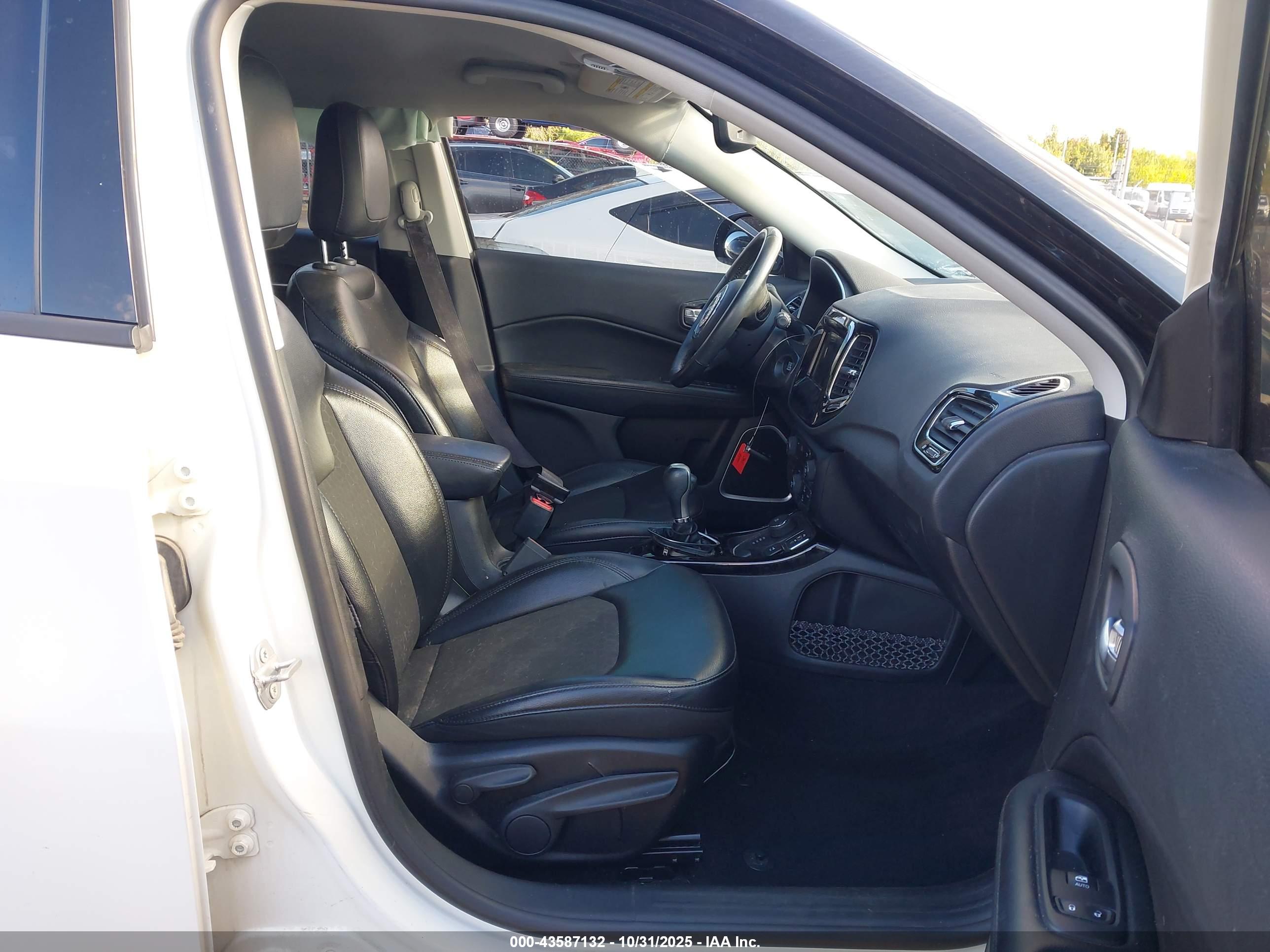 JEEP COMPASS image 5