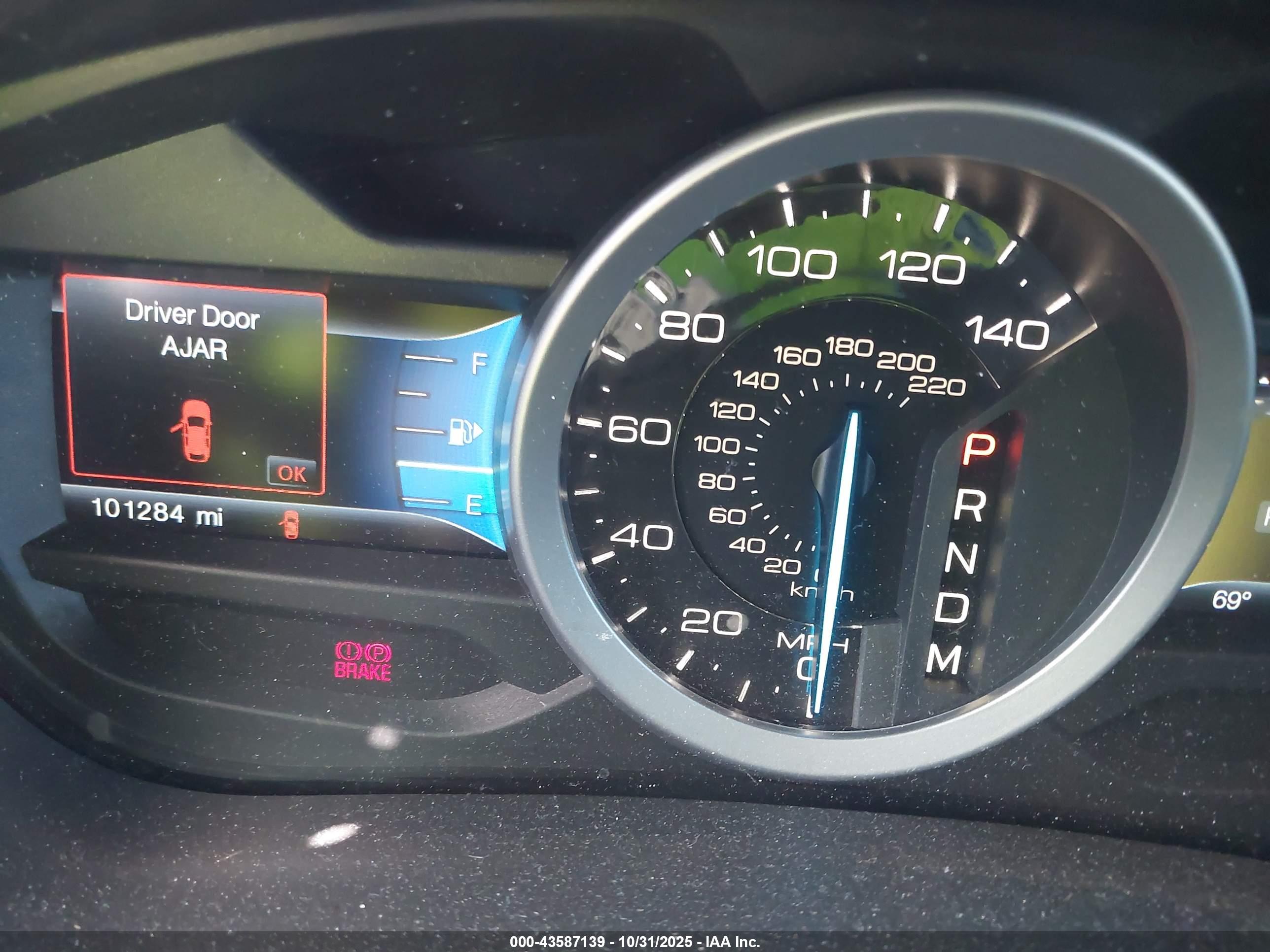 FORD EXPLORER image 7