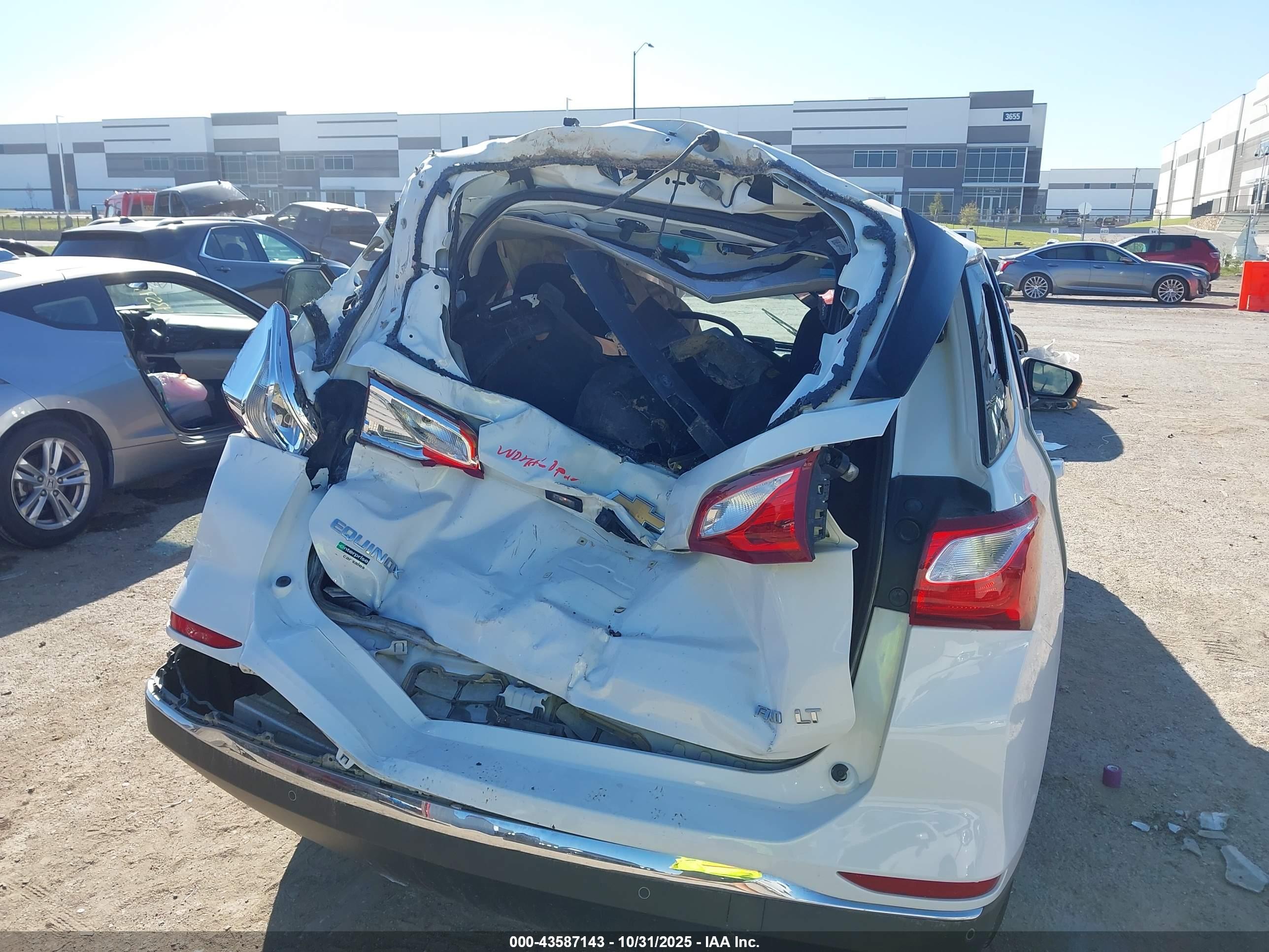 CHEVROLET EQUINOX image 6
