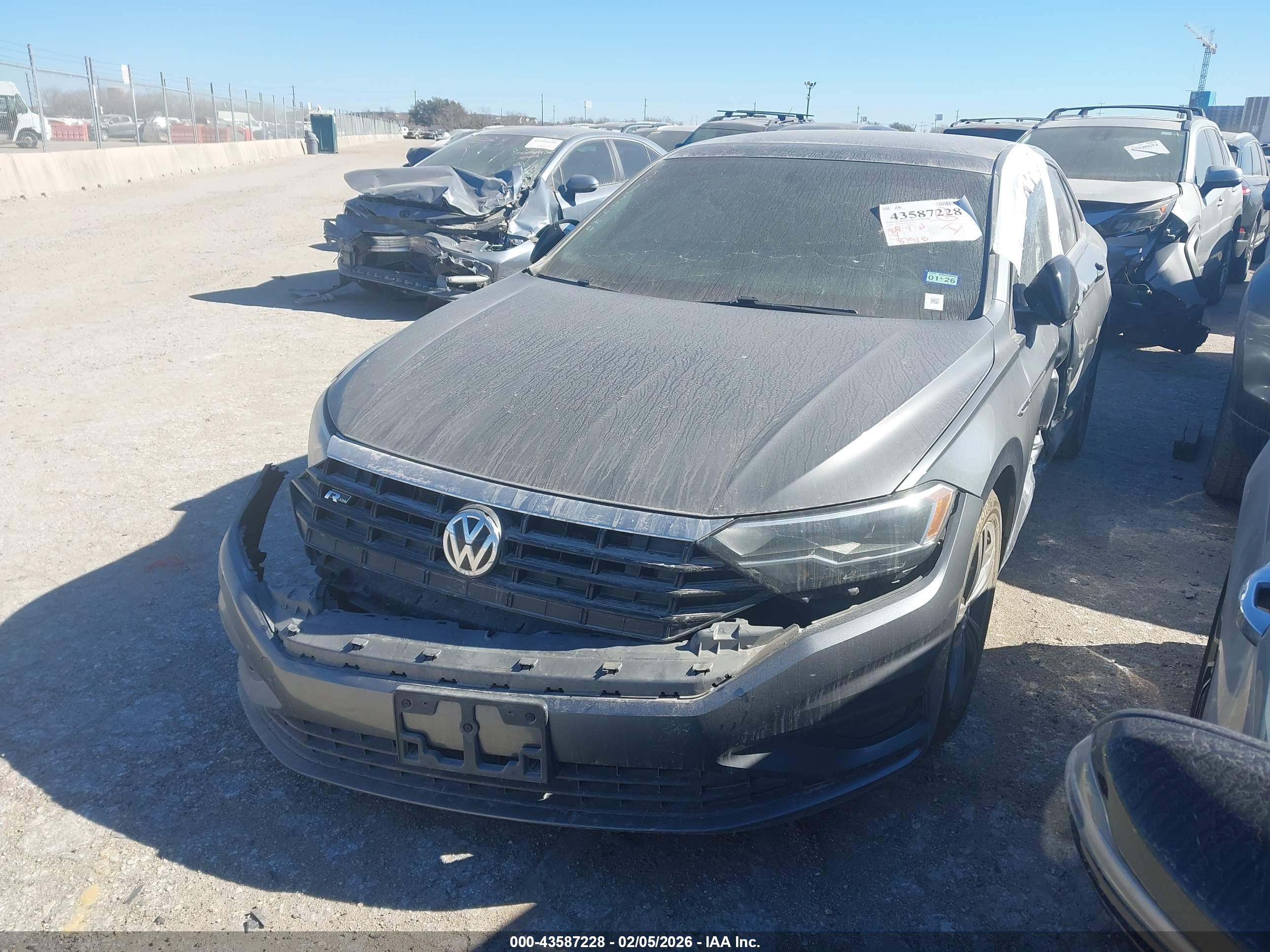 VOLKSWAGEN JETTA image 2