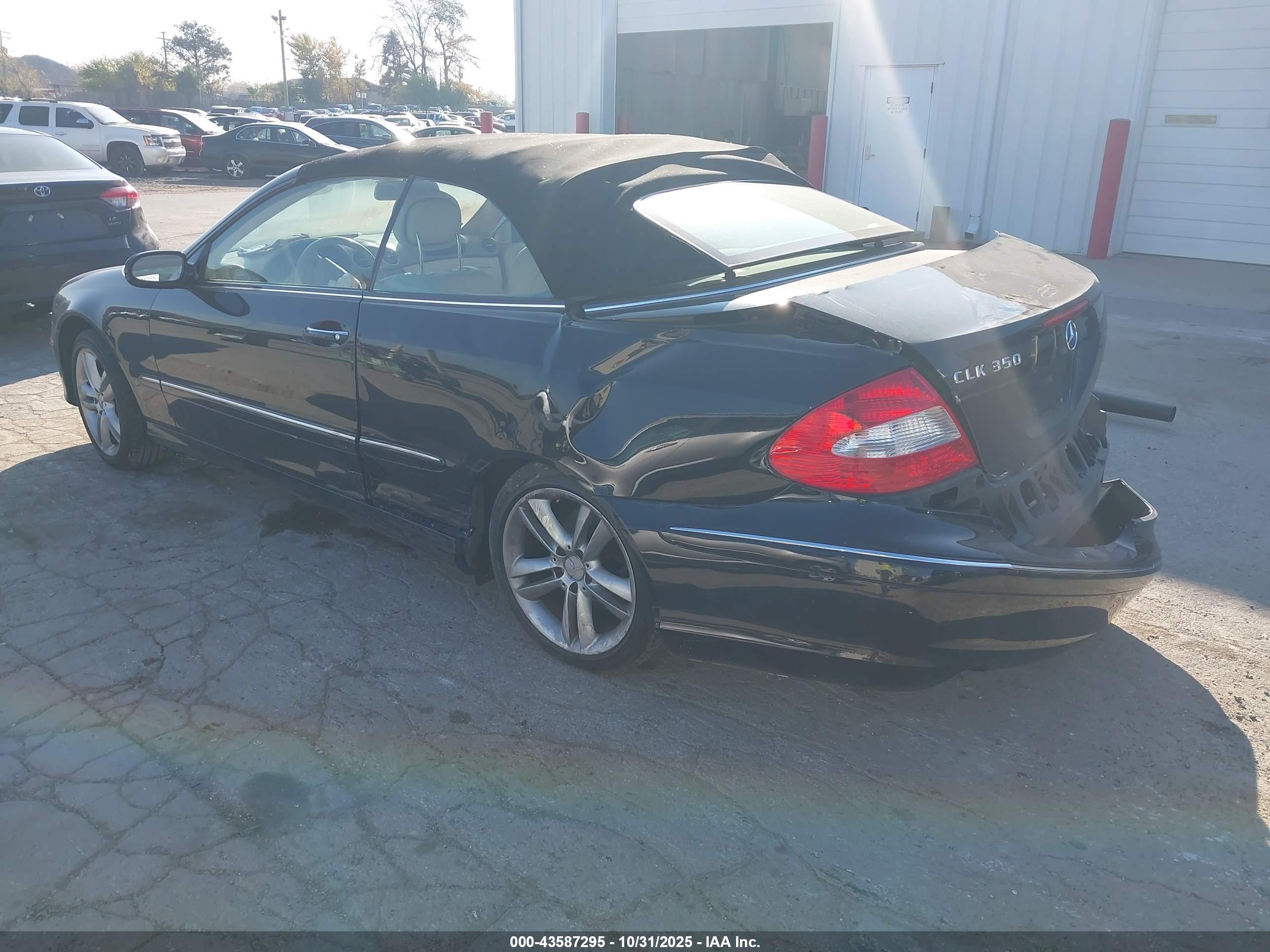 MERCEDES-BENZ CLK image 3