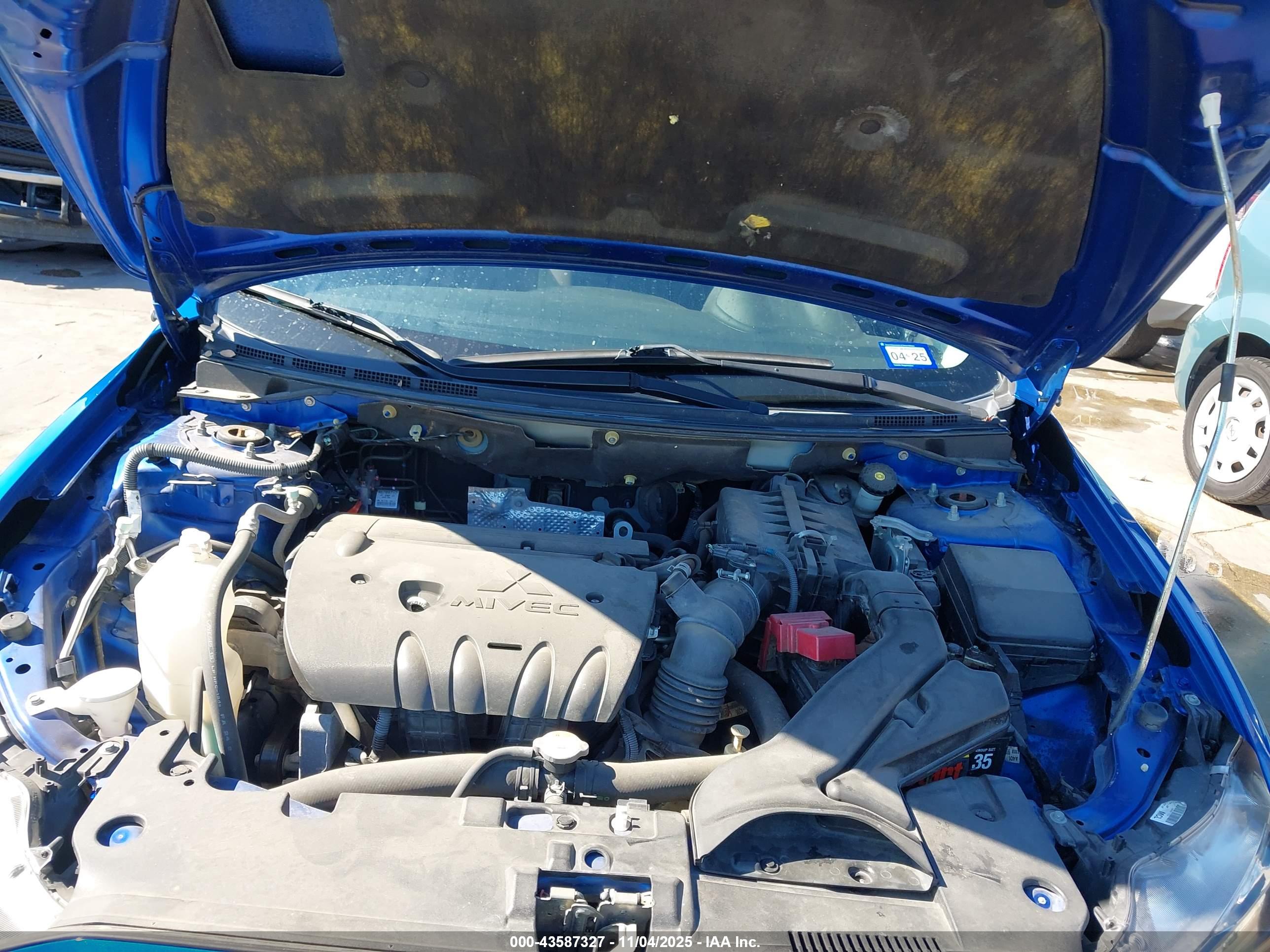 MITSUBISHI LANCER image 10