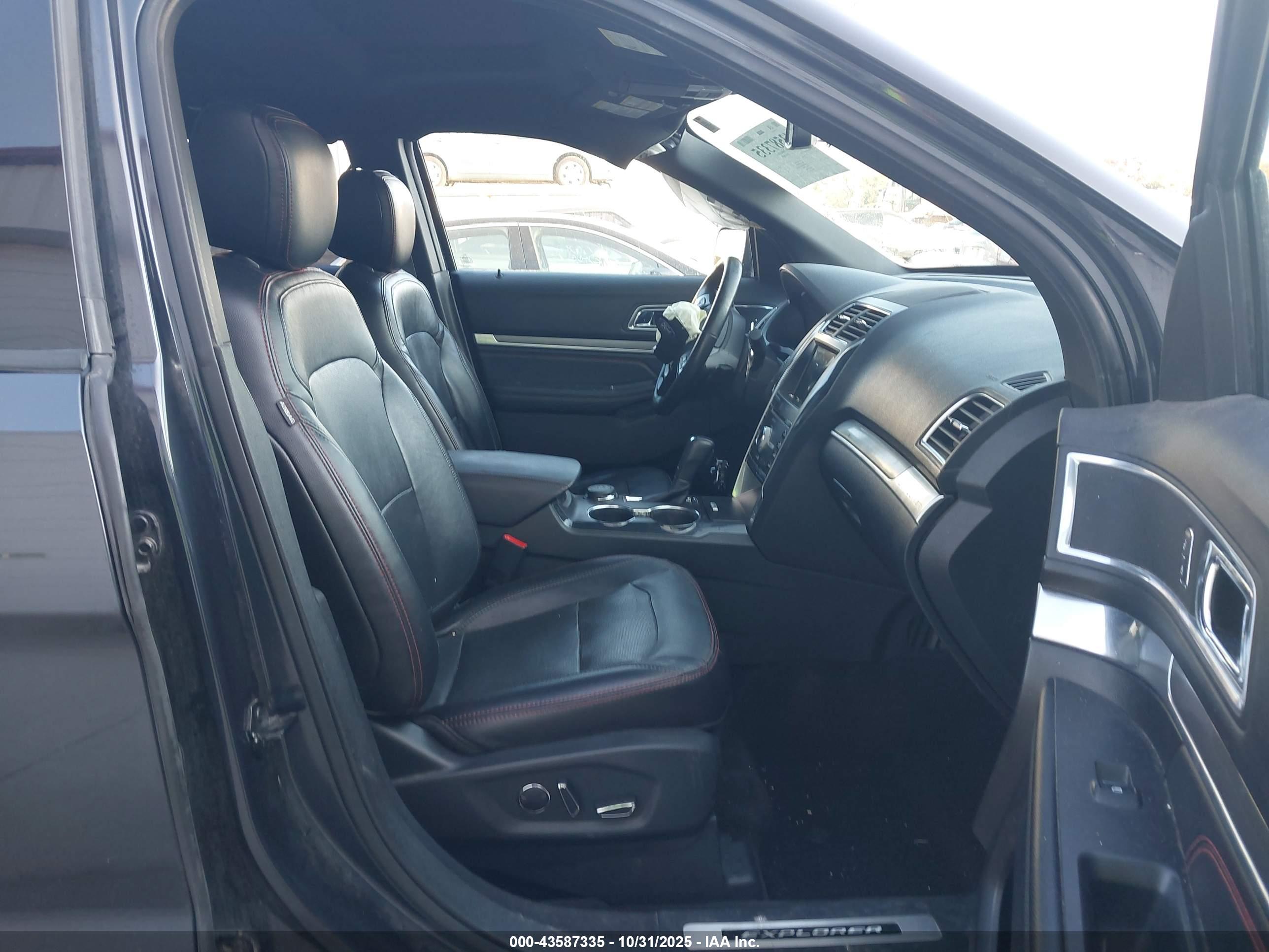 FORD EXPLORER image 5