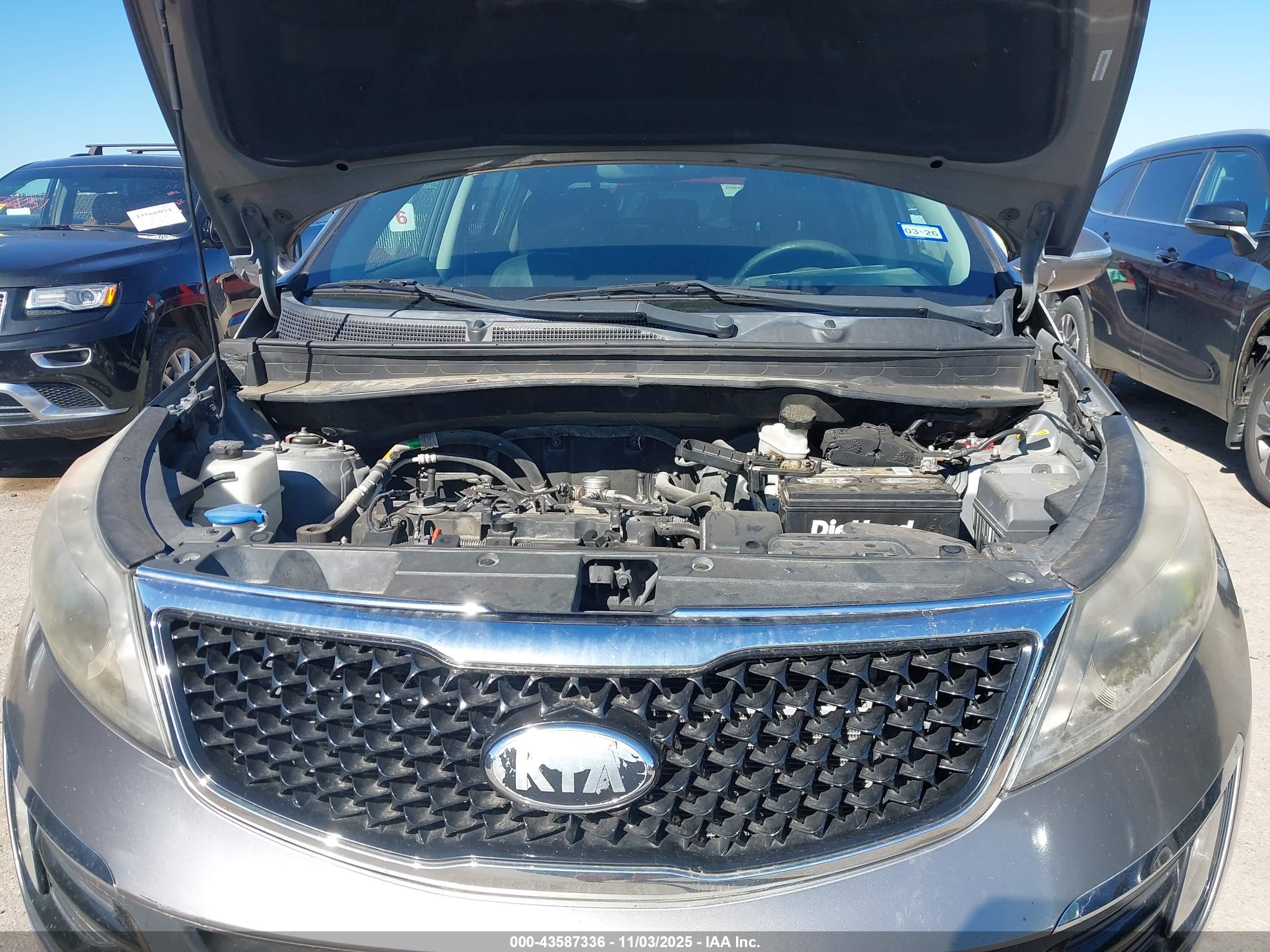 KIA SPORTAGE image 10