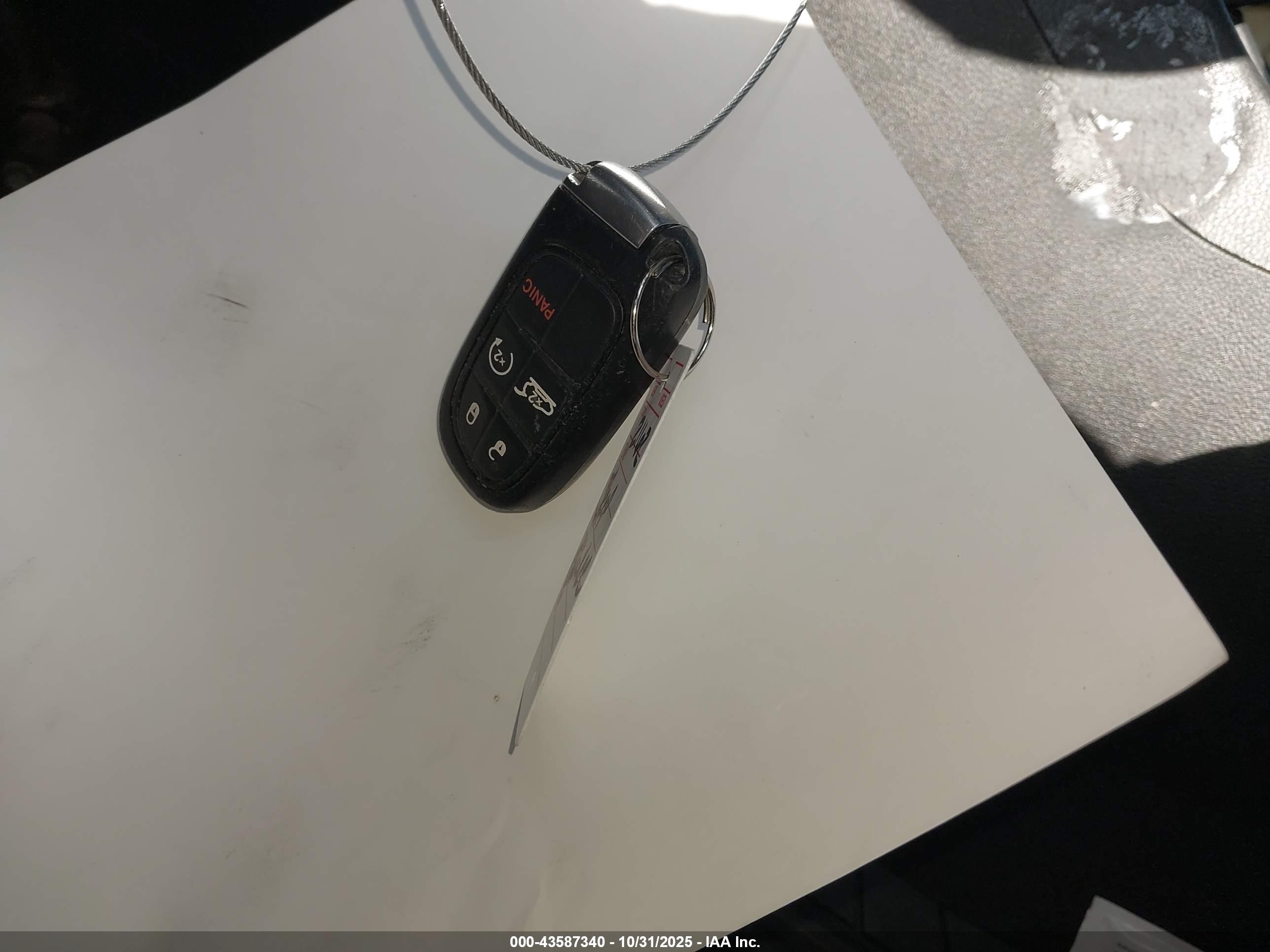 JEEP CHEROKEE image 11