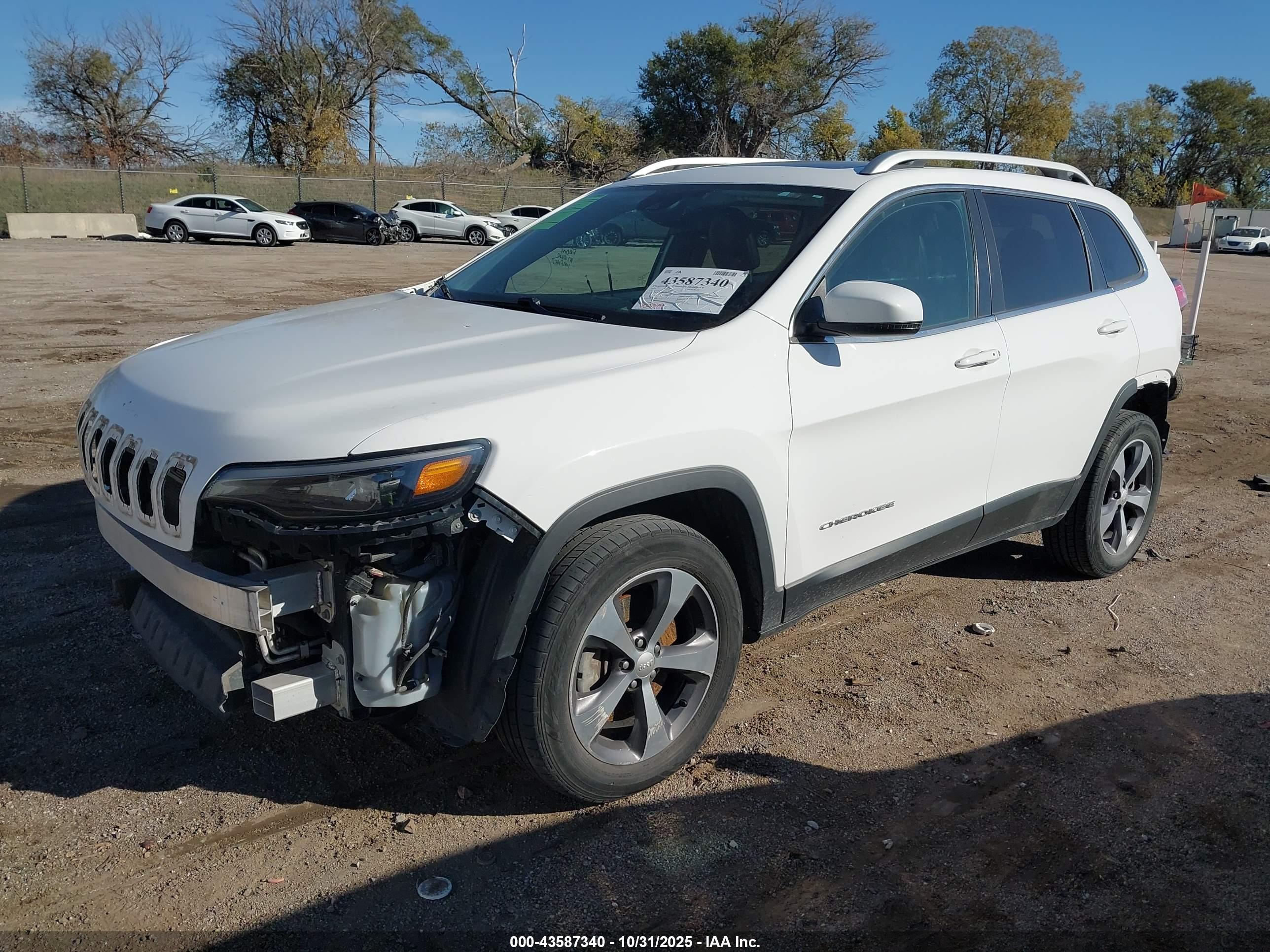 JEEP CHEROKEE image 2