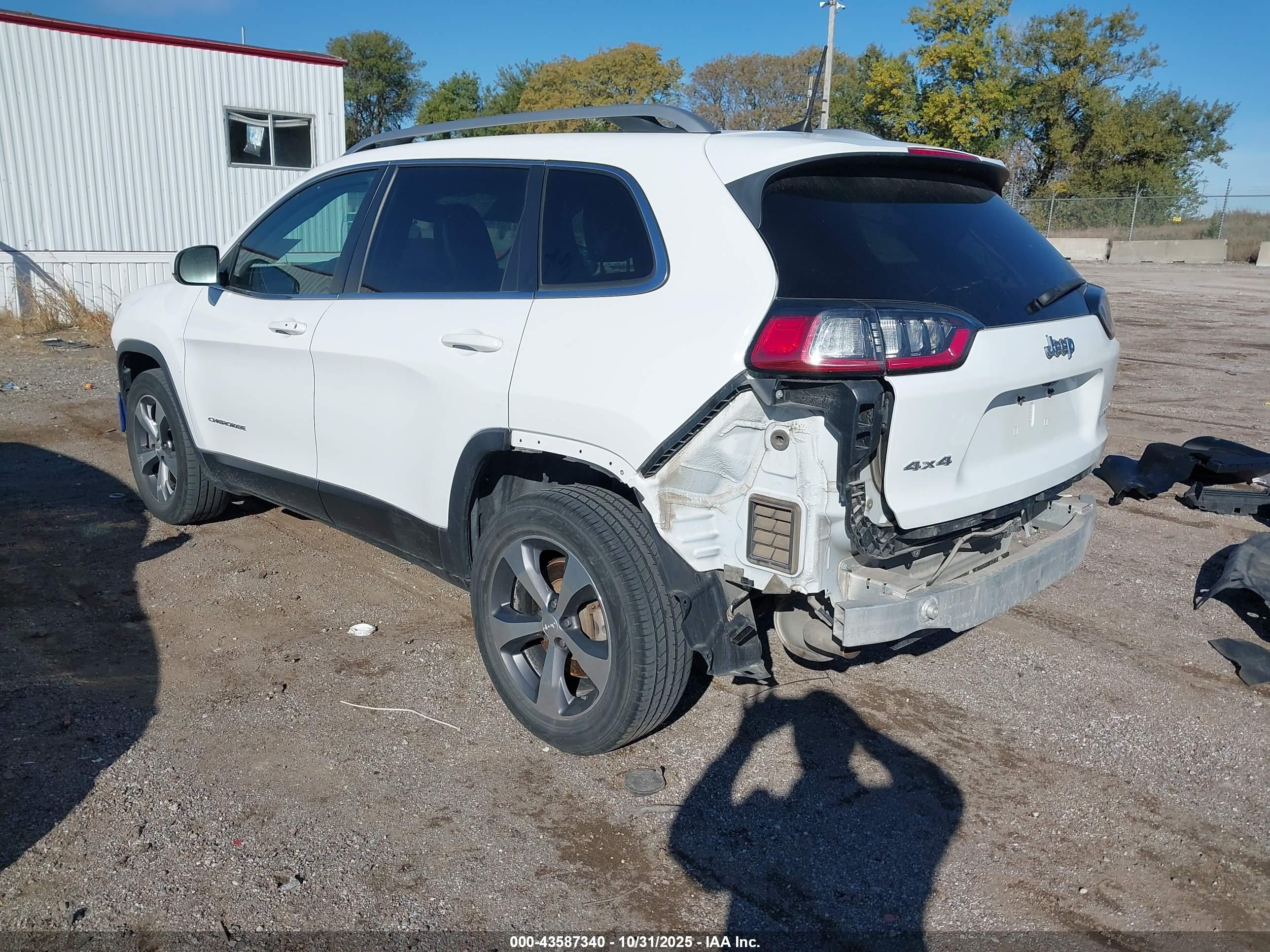 JEEP CHEROKEE image 3
