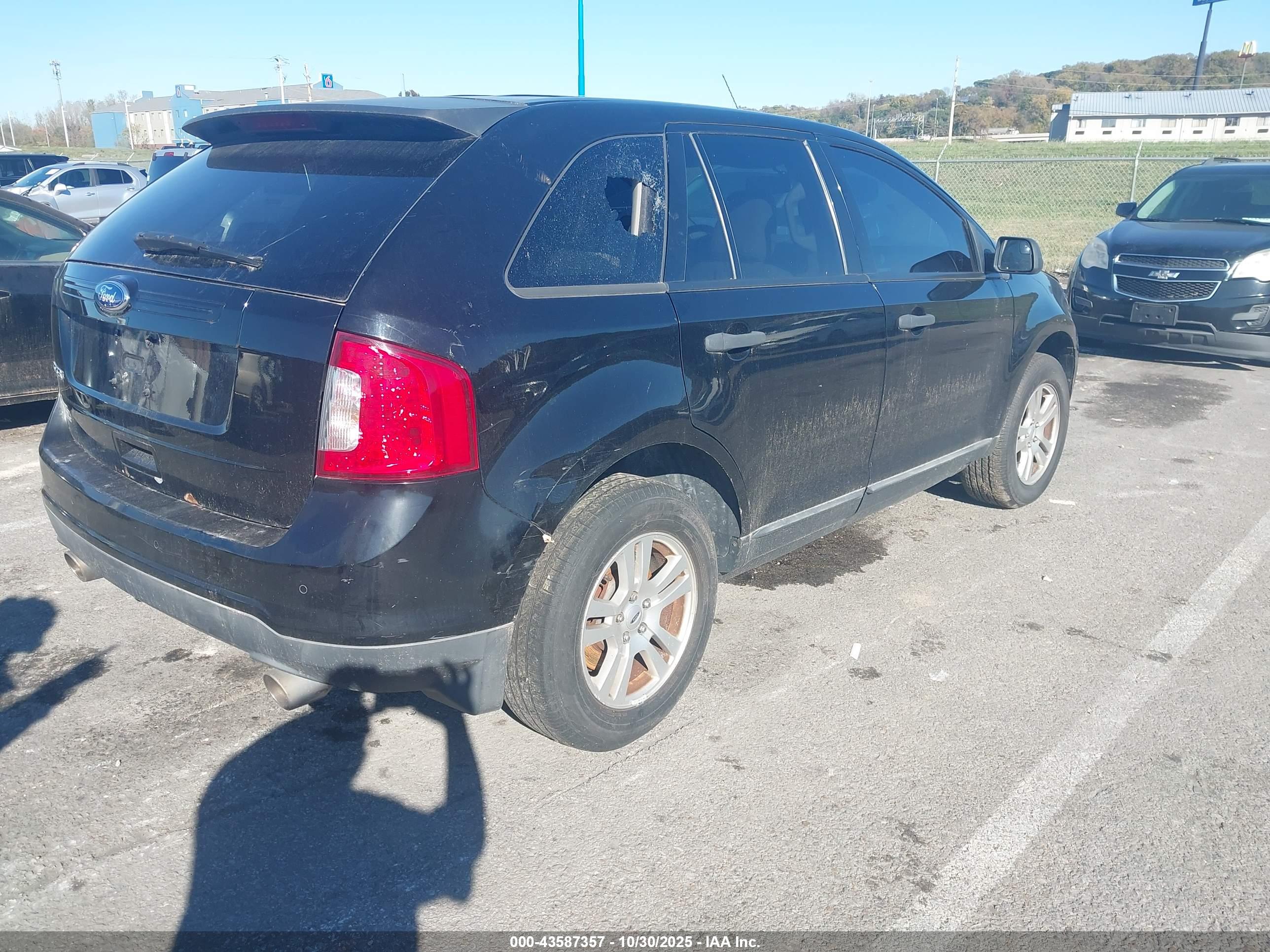 FORD EDGE image 4