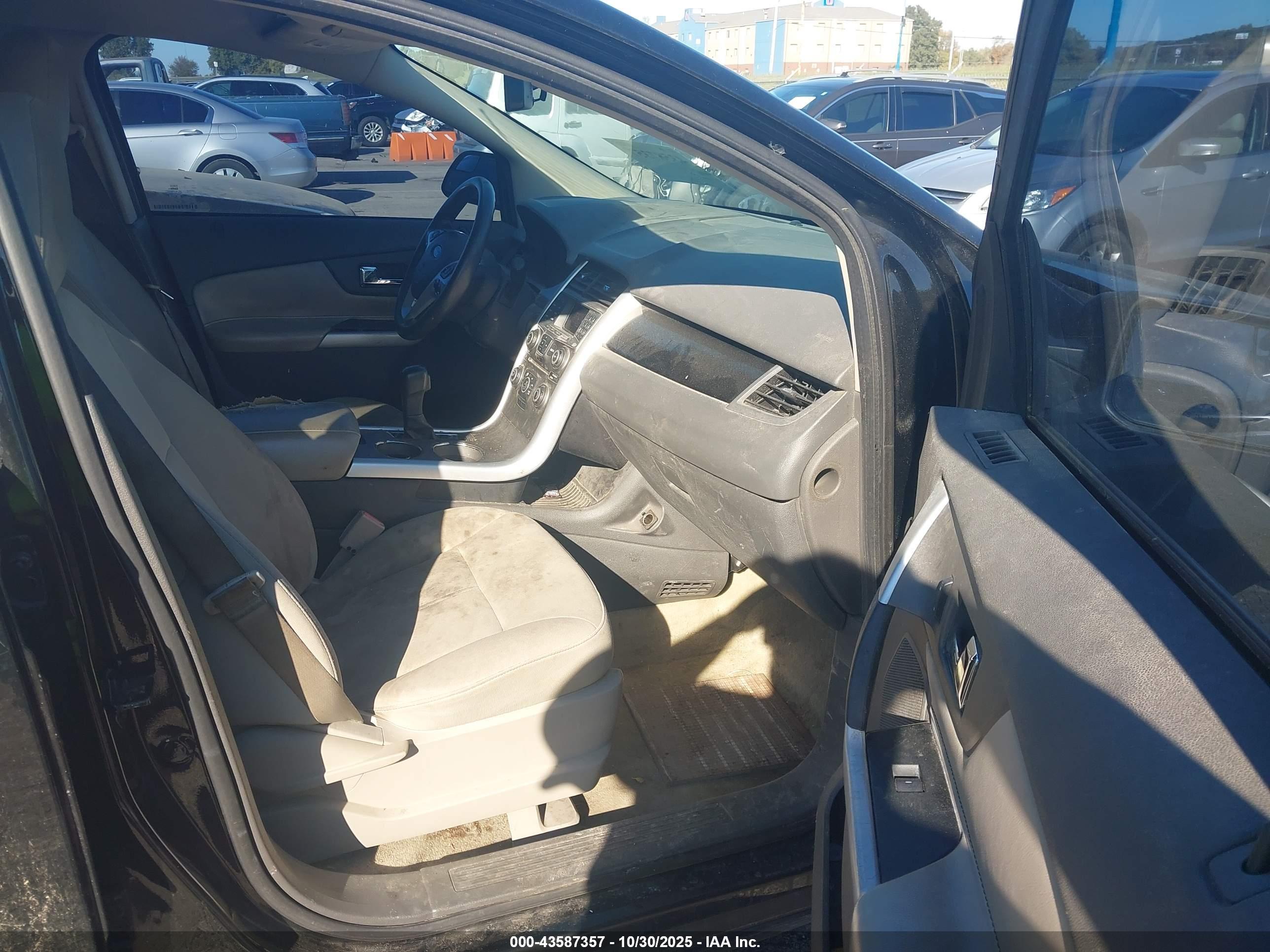 FORD EDGE image 5