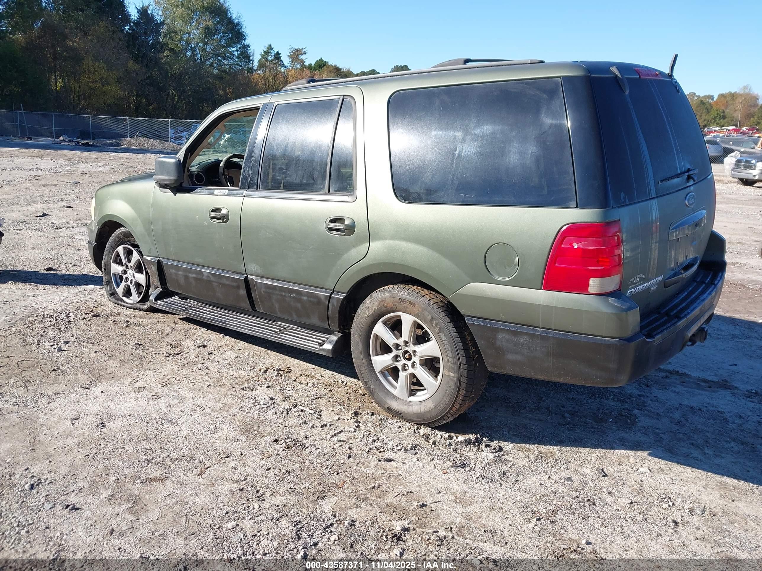 FORD EXPEDITION image 3