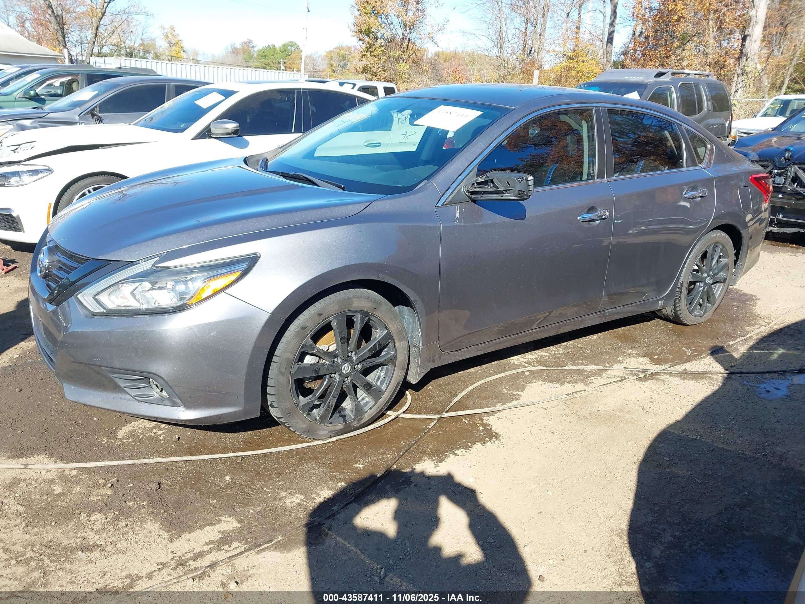 NISSAN ALTIMA image 2