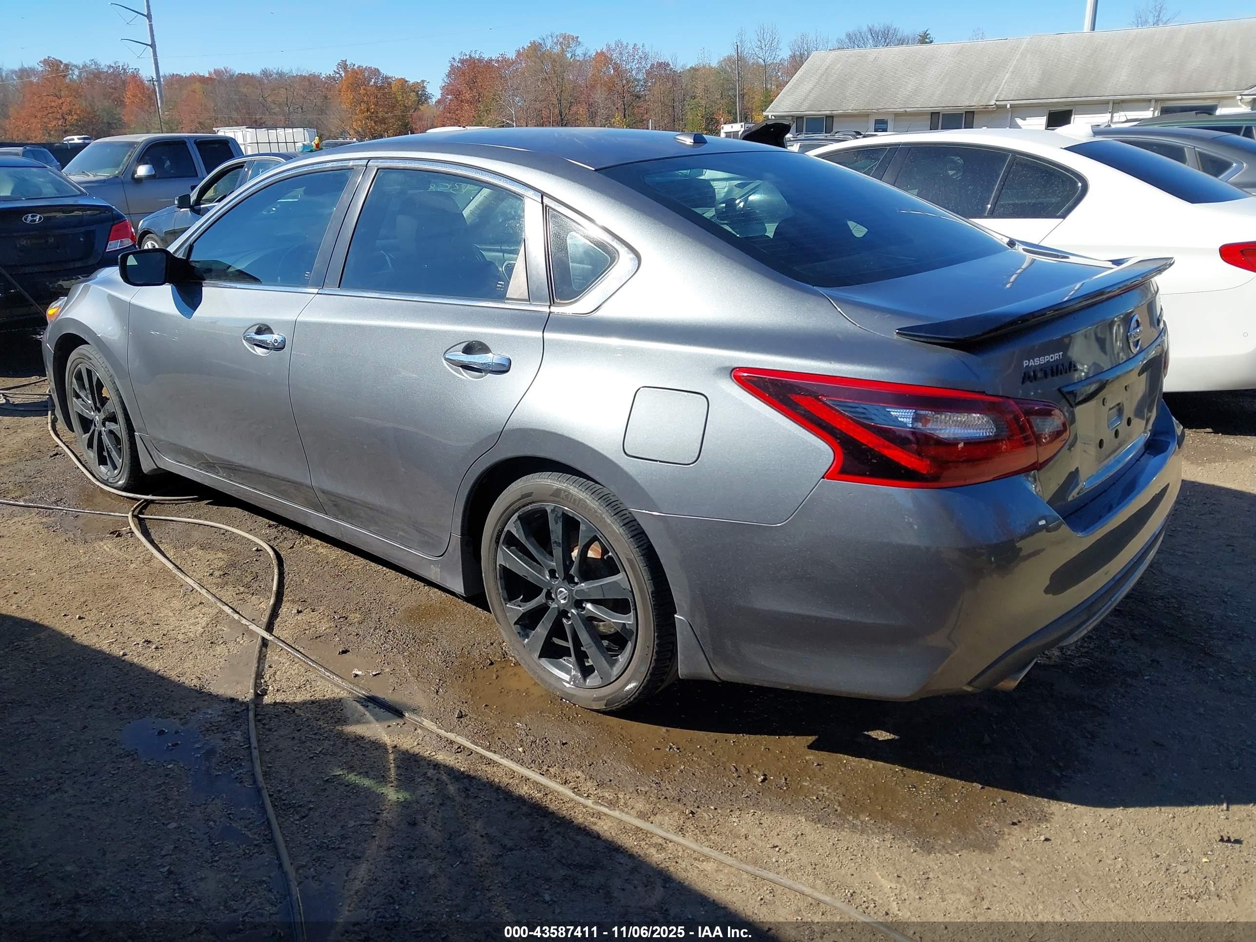 NISSAN ALTIMA image 3