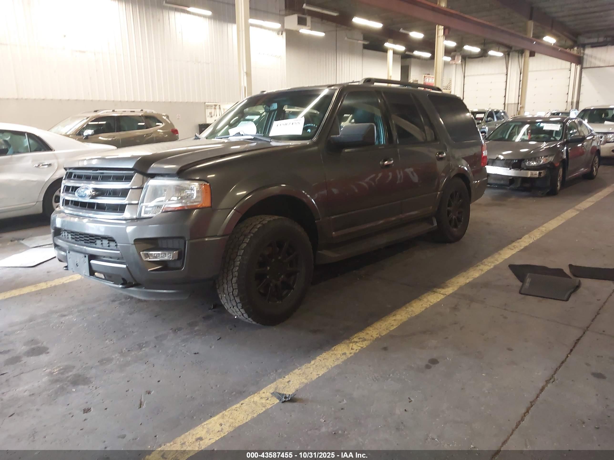 FORD EXPEDITION image 2