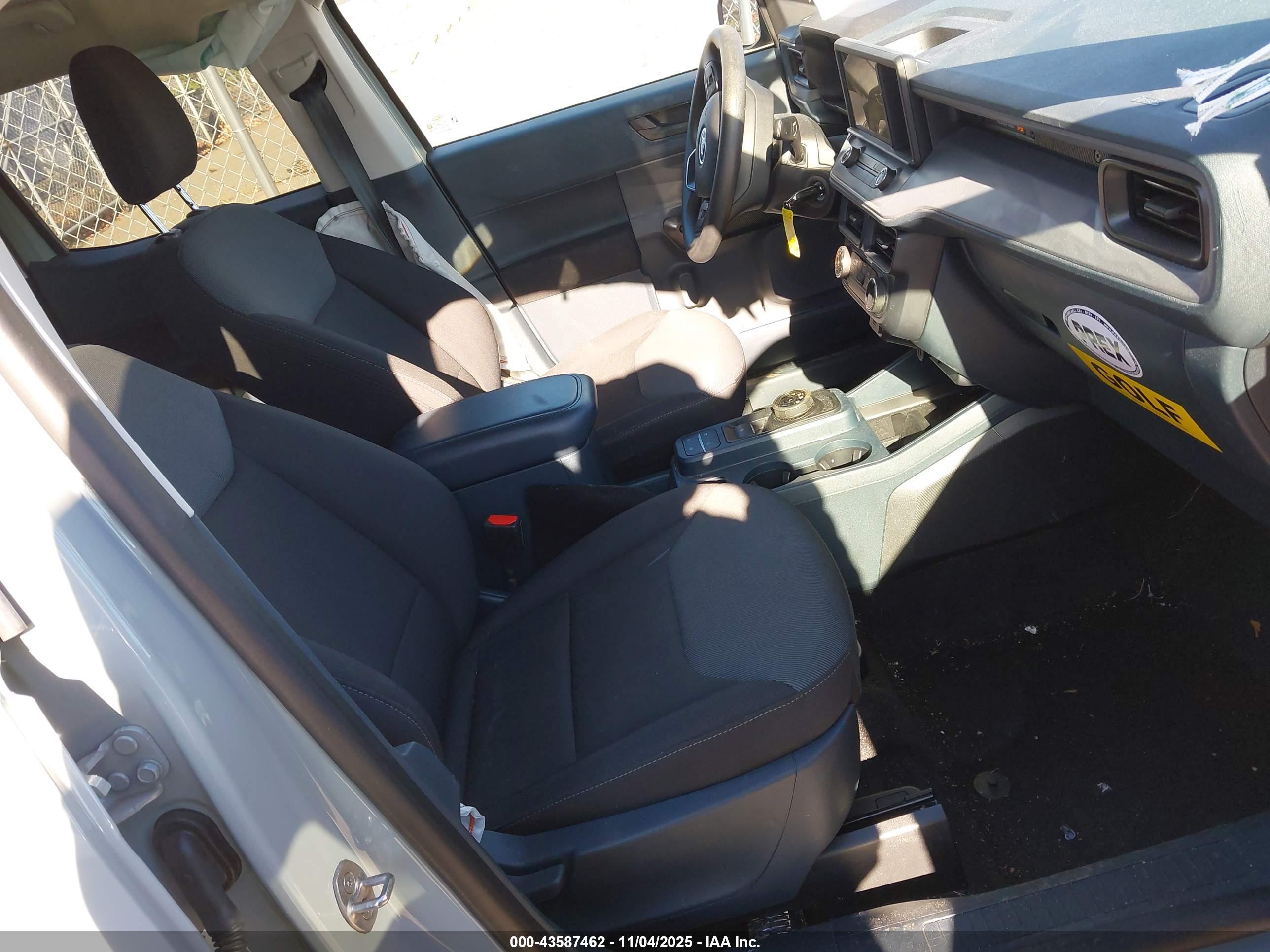 FORD MAVERICK image 5