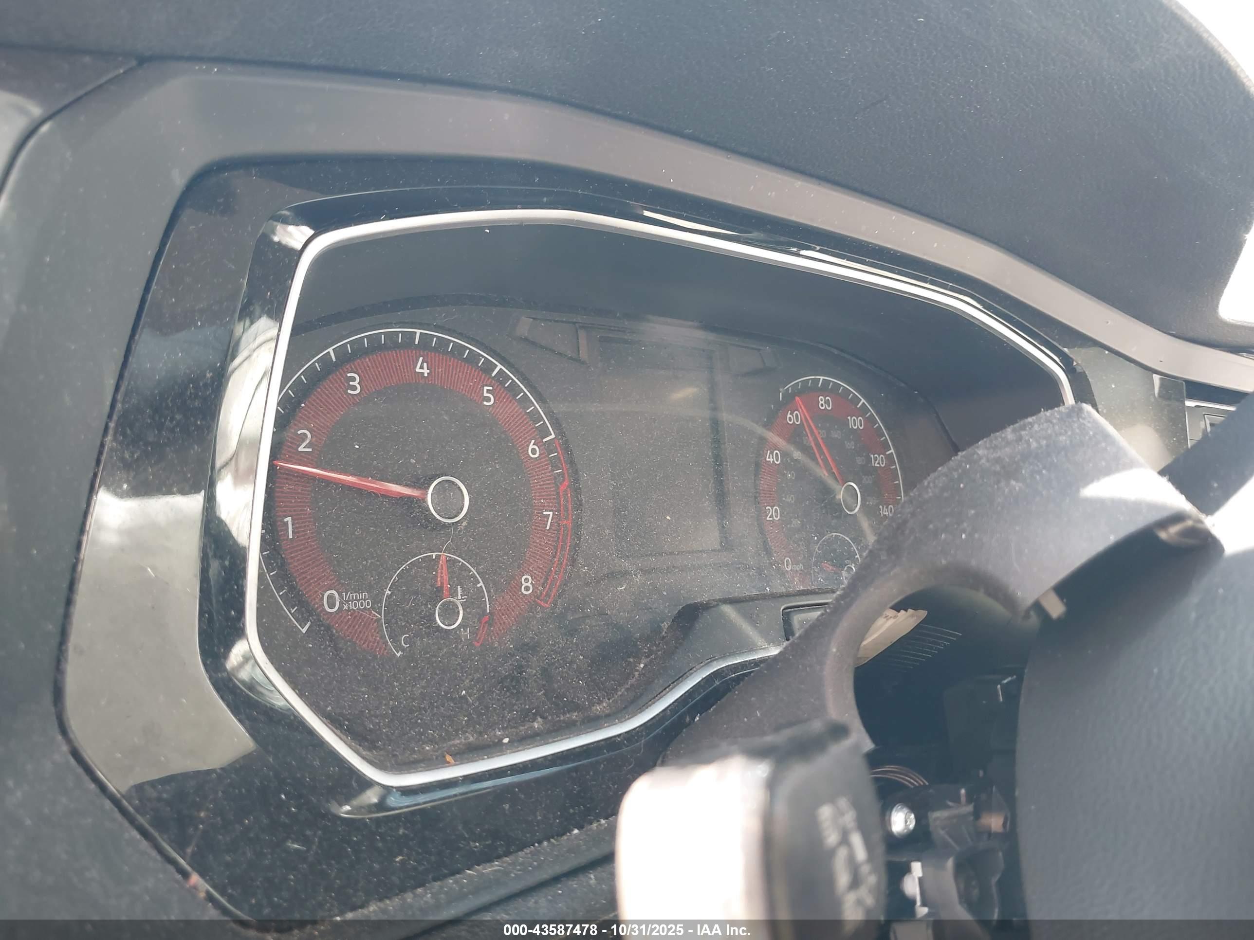 VOLKSWAGEN JETTA image 7
