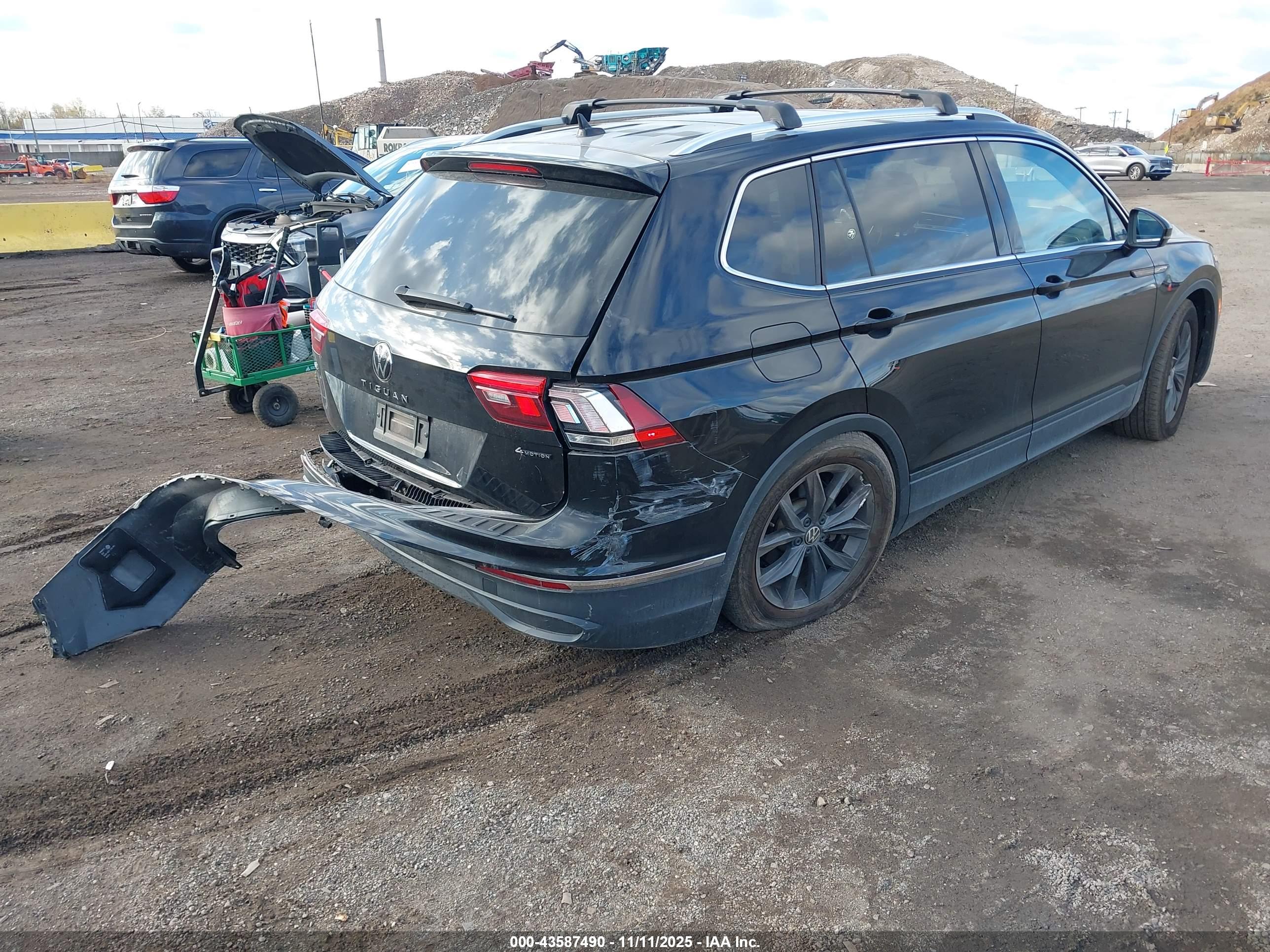 VOLKSWAGEN TIGUAN image 4