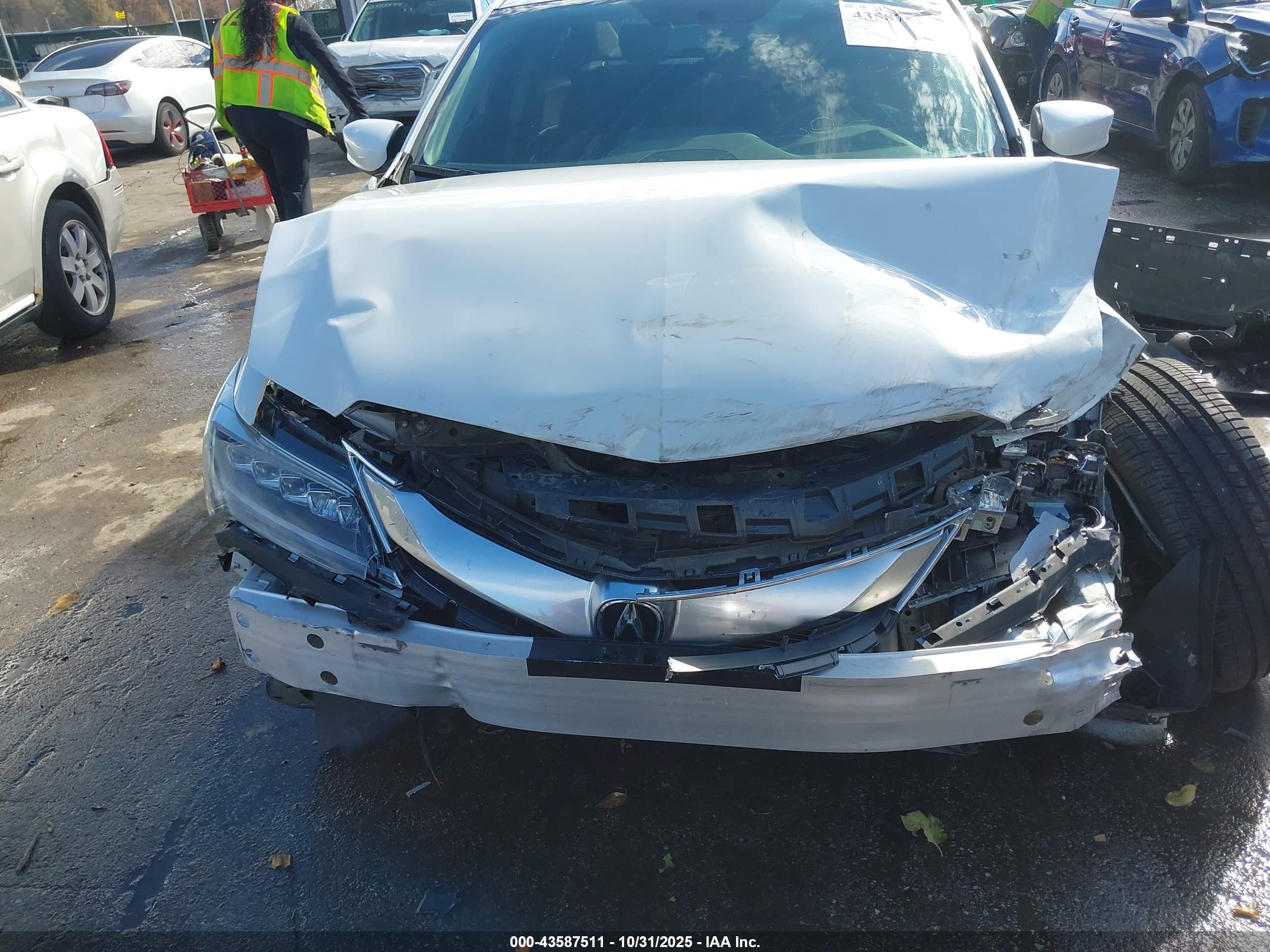 ACURA ILX image 6