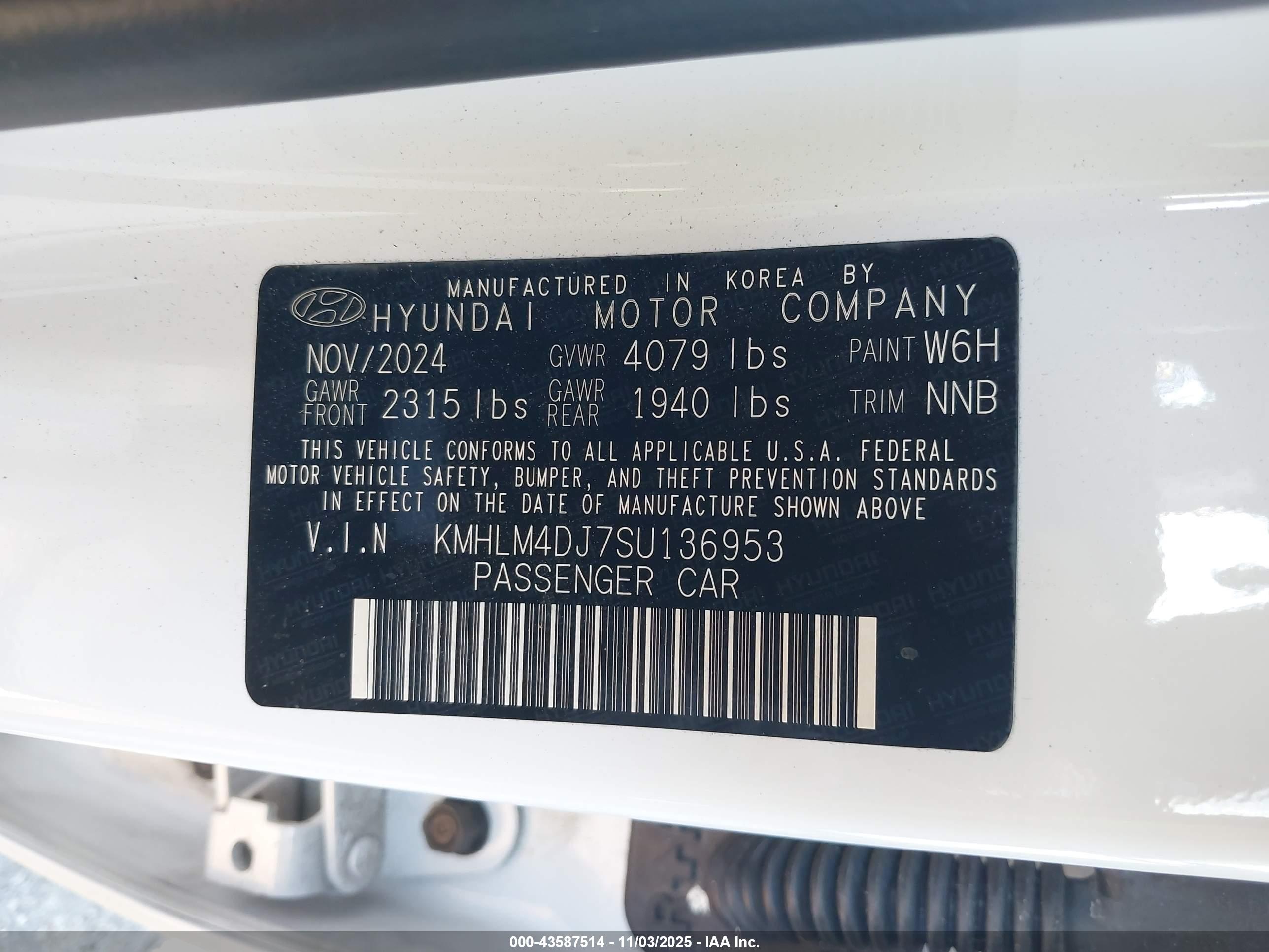 HYUNDAI ELANTRA image 9