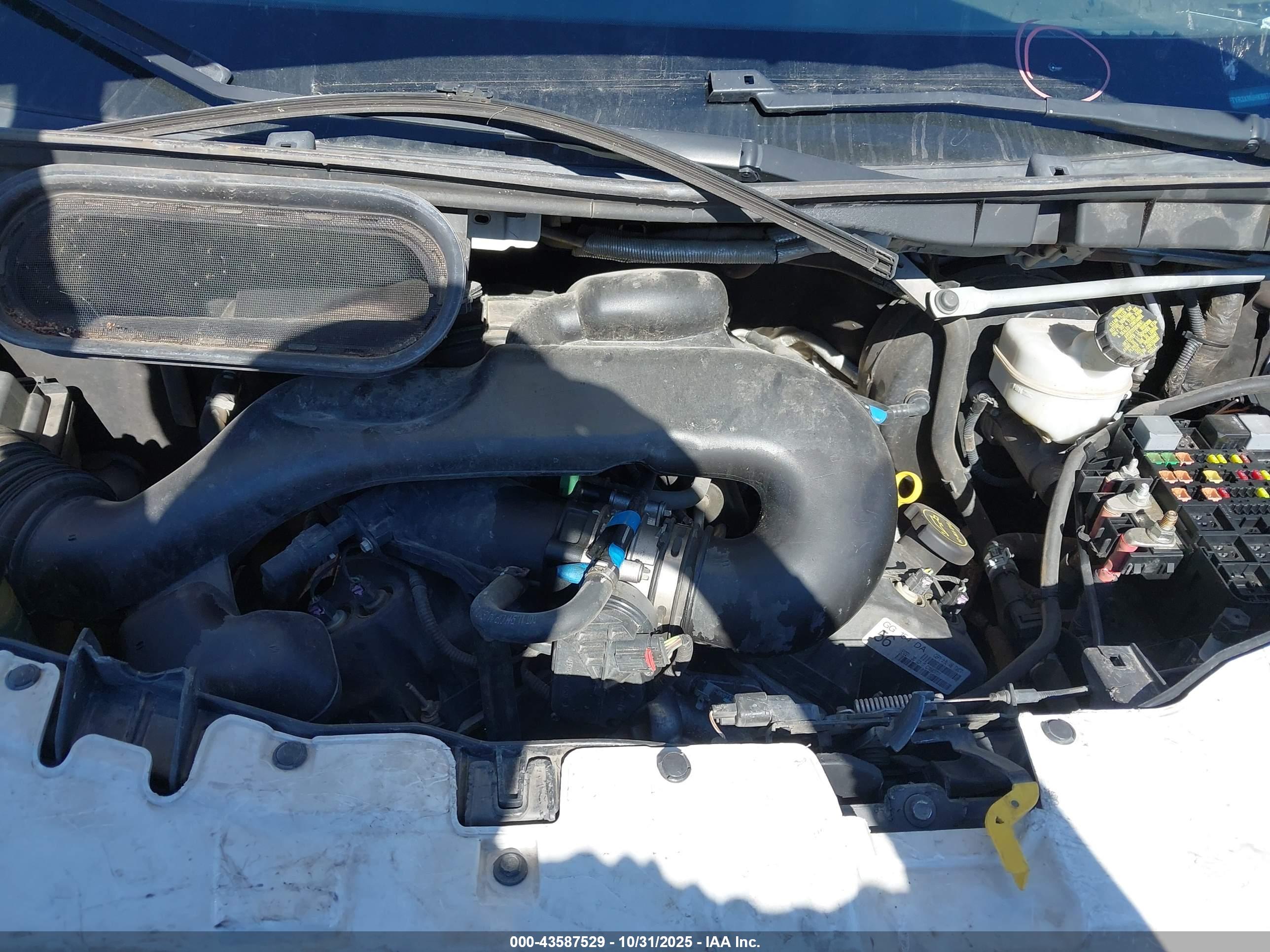 FORD TRANSIT-250 image 10