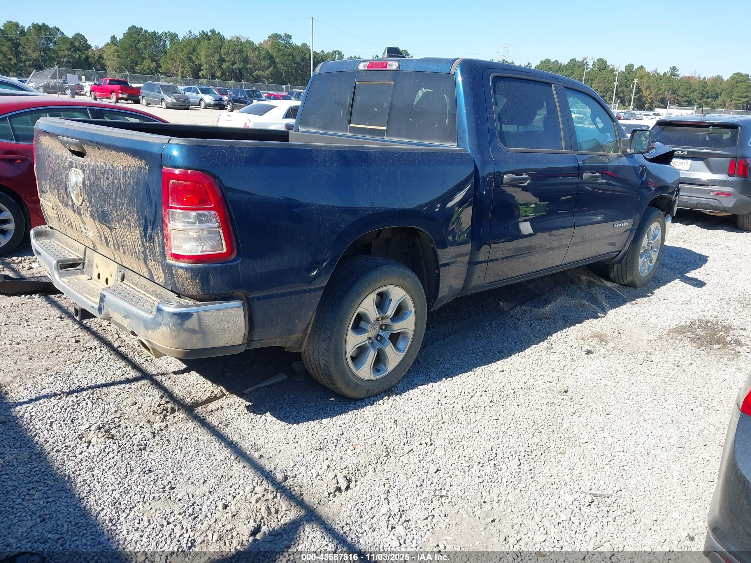 RAM 1500 image 4