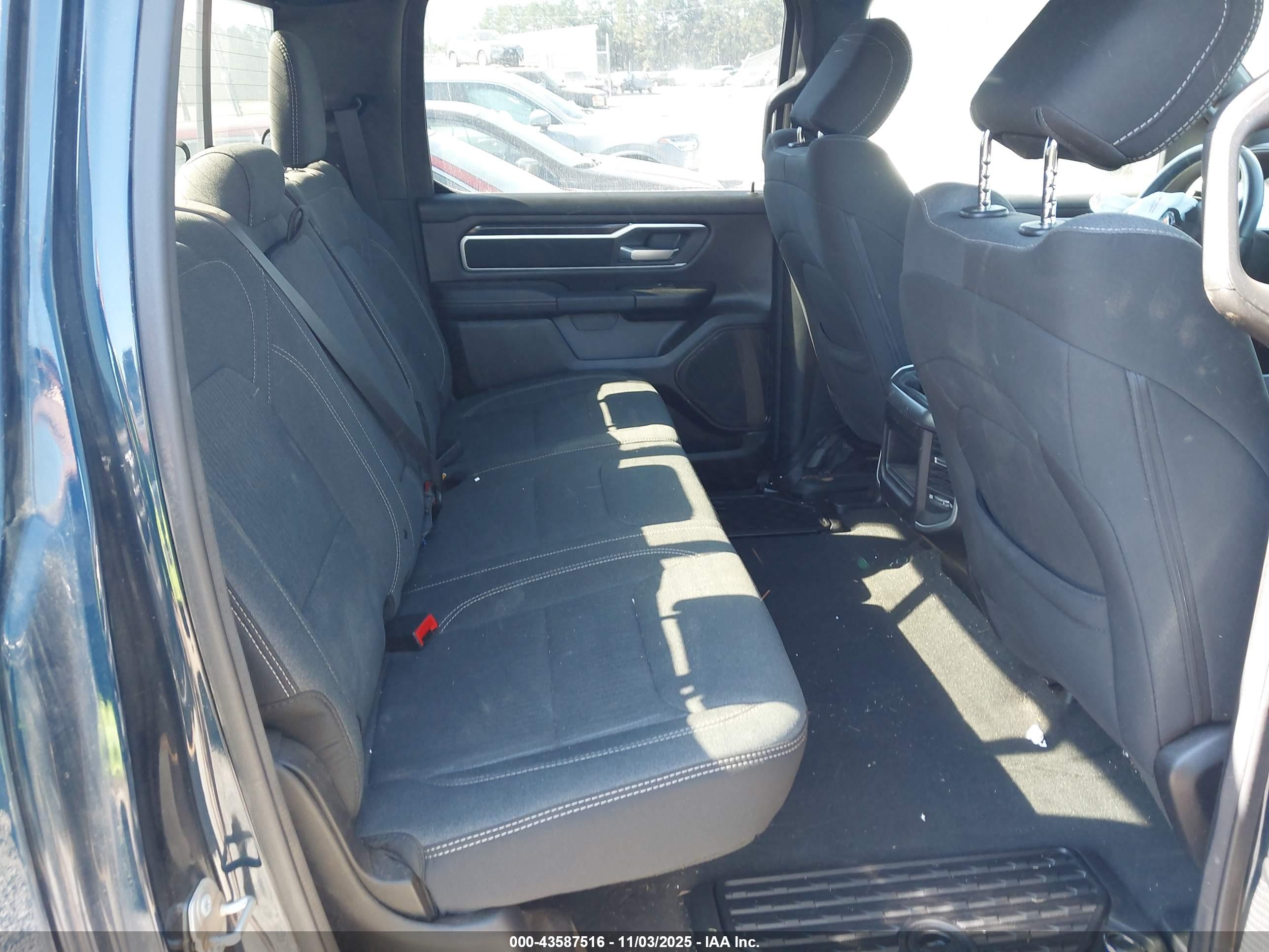 RAM 1500 image 8