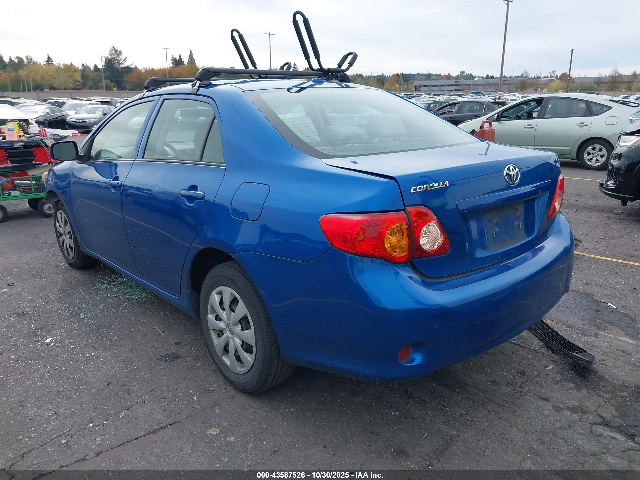 TOYOTA COROLLA image 3