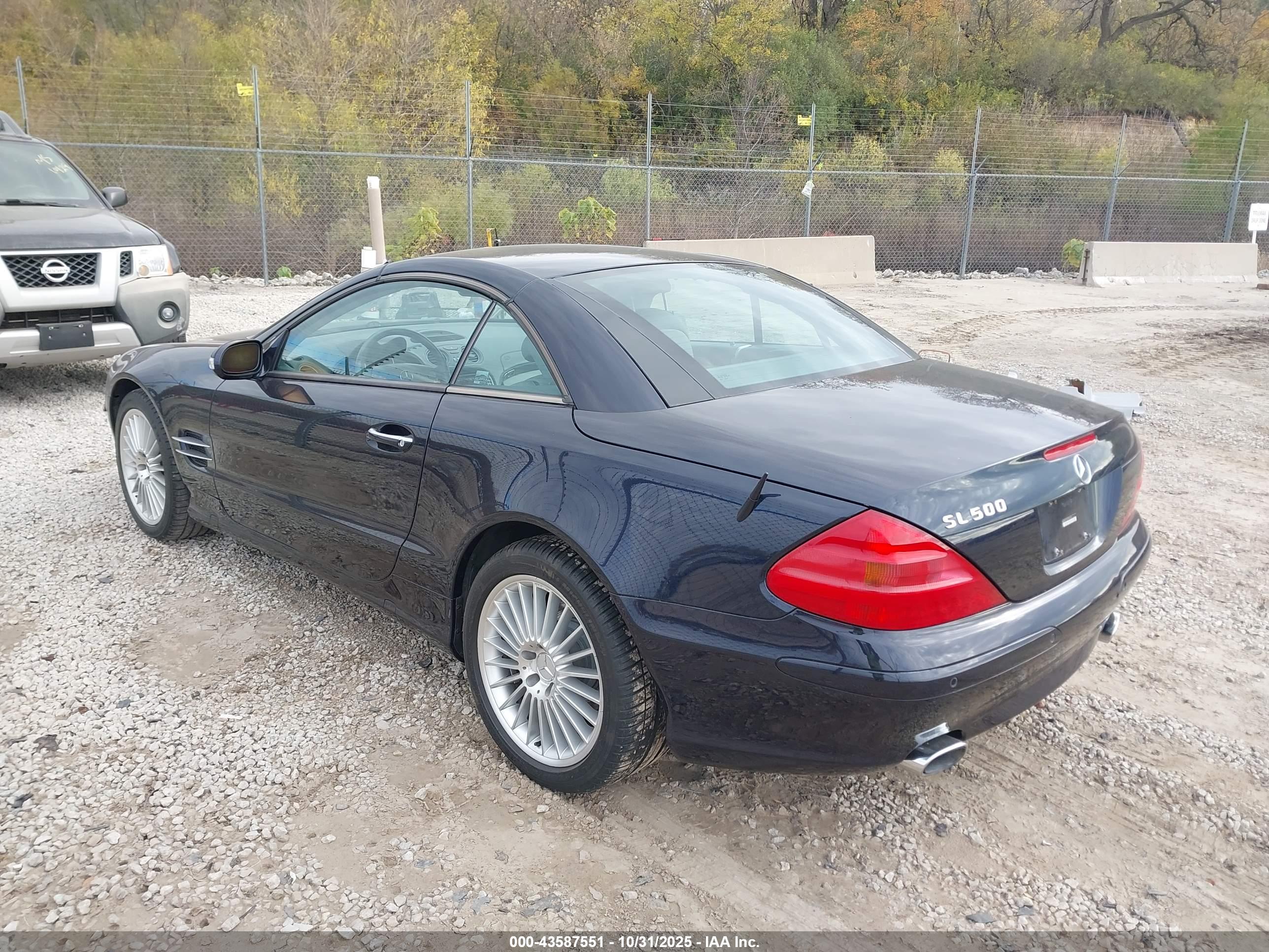 MERCEDES-BENZ SL image 3