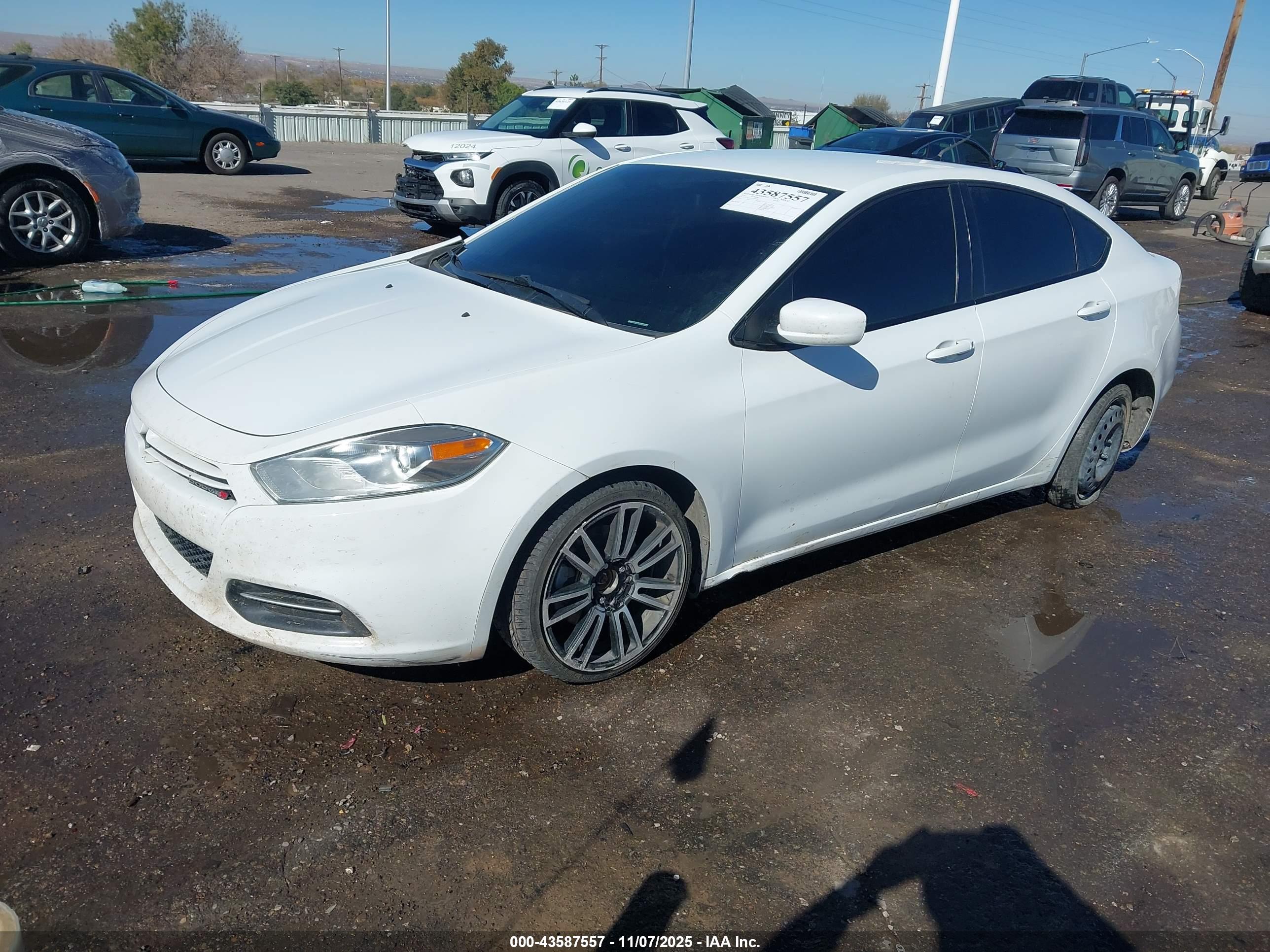 DODGE DART image 2