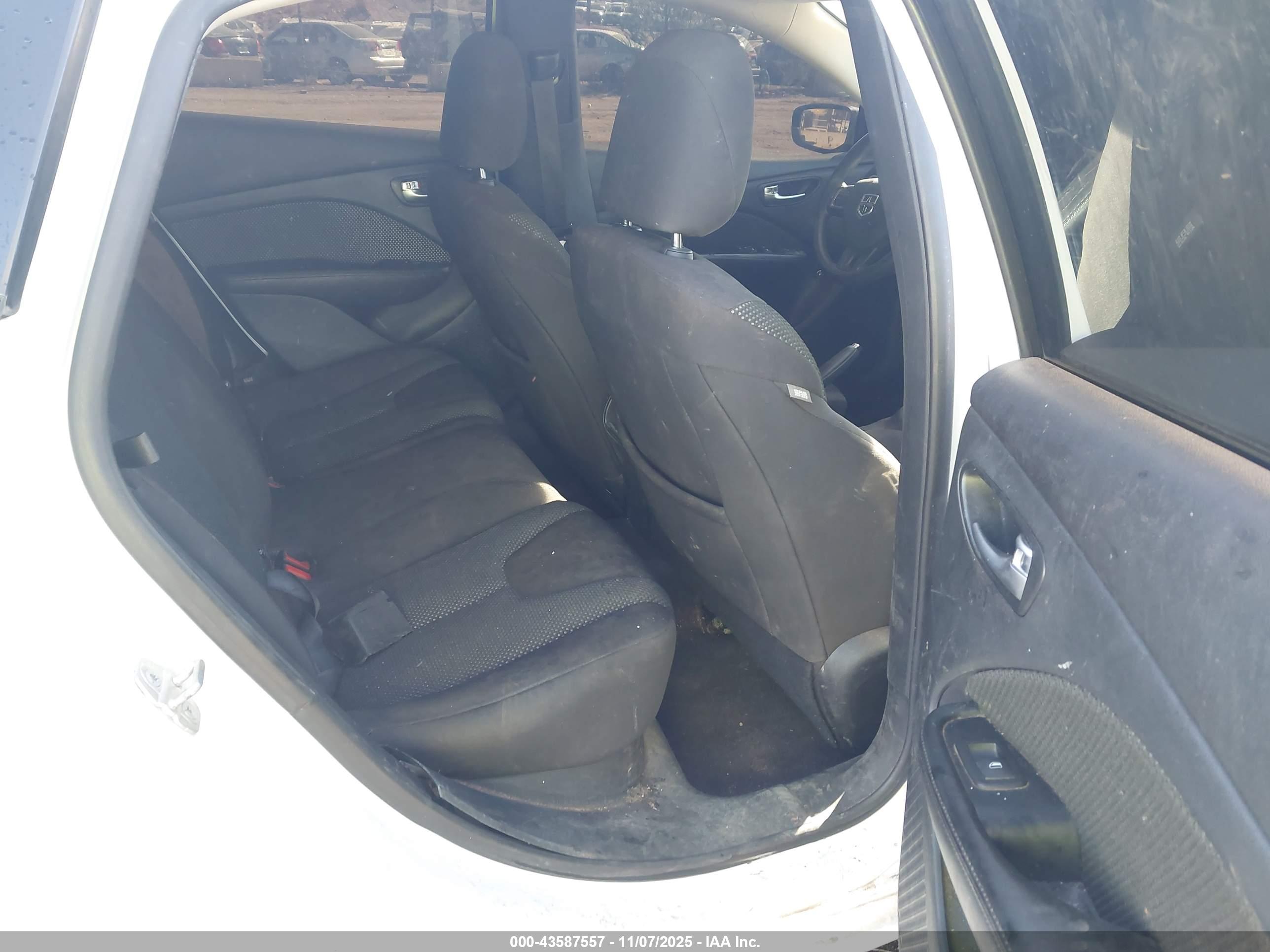 DODGE DART image 8