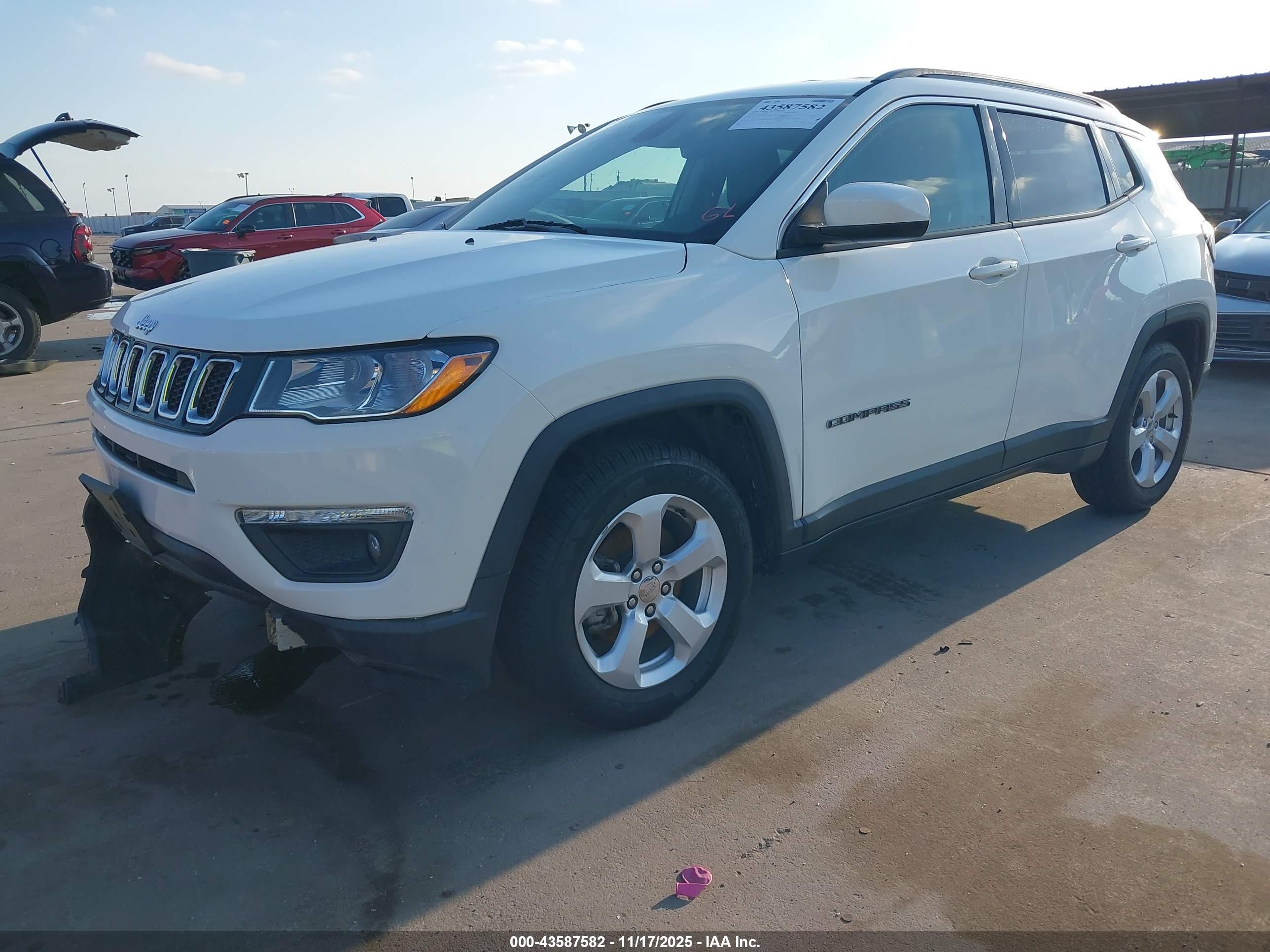 JEEP COMPASS image 2
